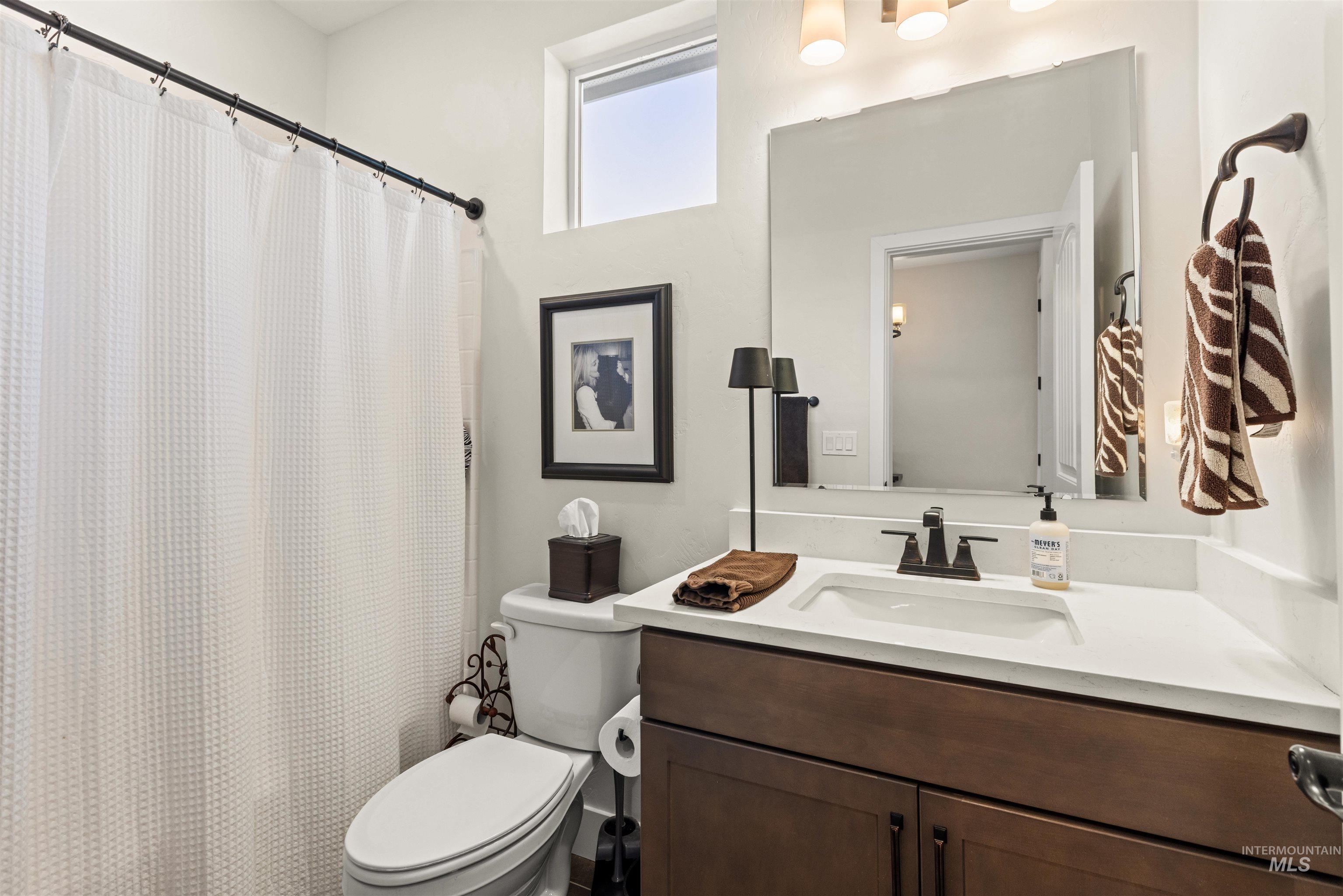 12059 S Integrity Ln, Kuna, Idaho 83634, 2 Bedrooms, 2 Bathrooms, Residential For Sale, Price $456,000, 98983859