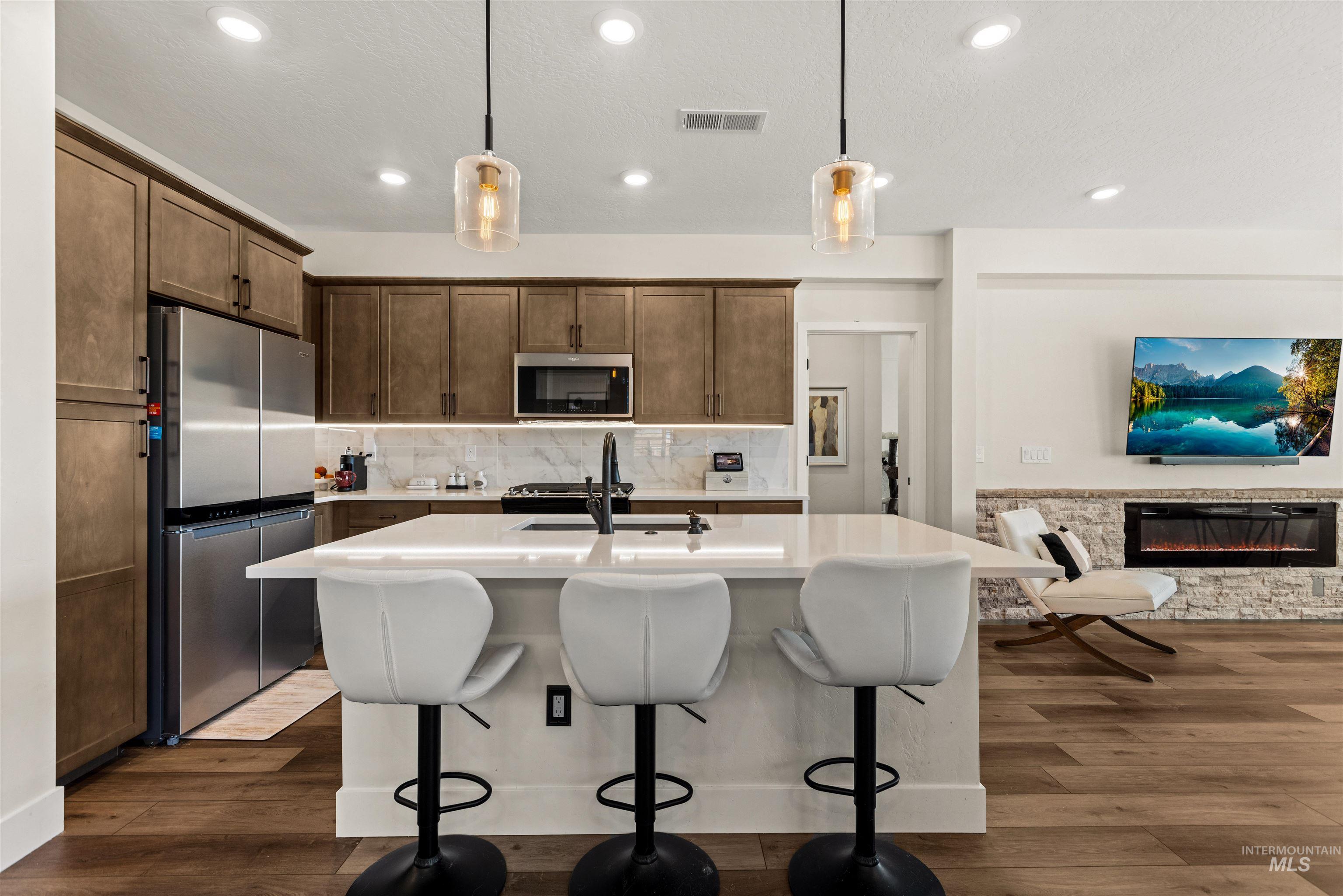 12059 S Integrity Ln, Kuna, Idaho 83634, 2 Bedrooms, 2 Bathrooms, Residential For Sale, Price $456,000, 98983859