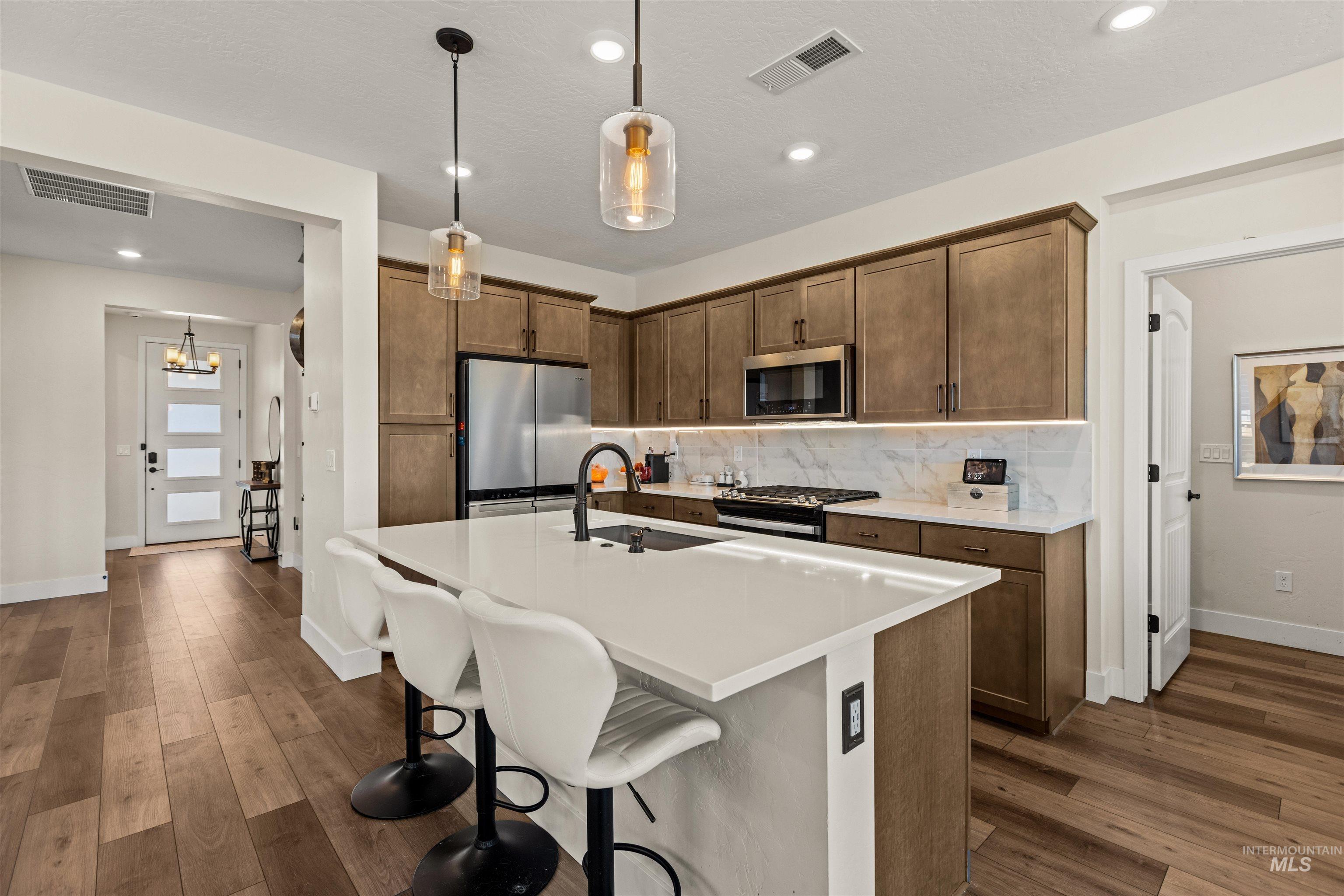 12059 S Integrity Ln, Kuna, Idaho 83634, 2 Bedrooms, 2 Bathrooms, Residential For Sale, Price $456,000, 98983859