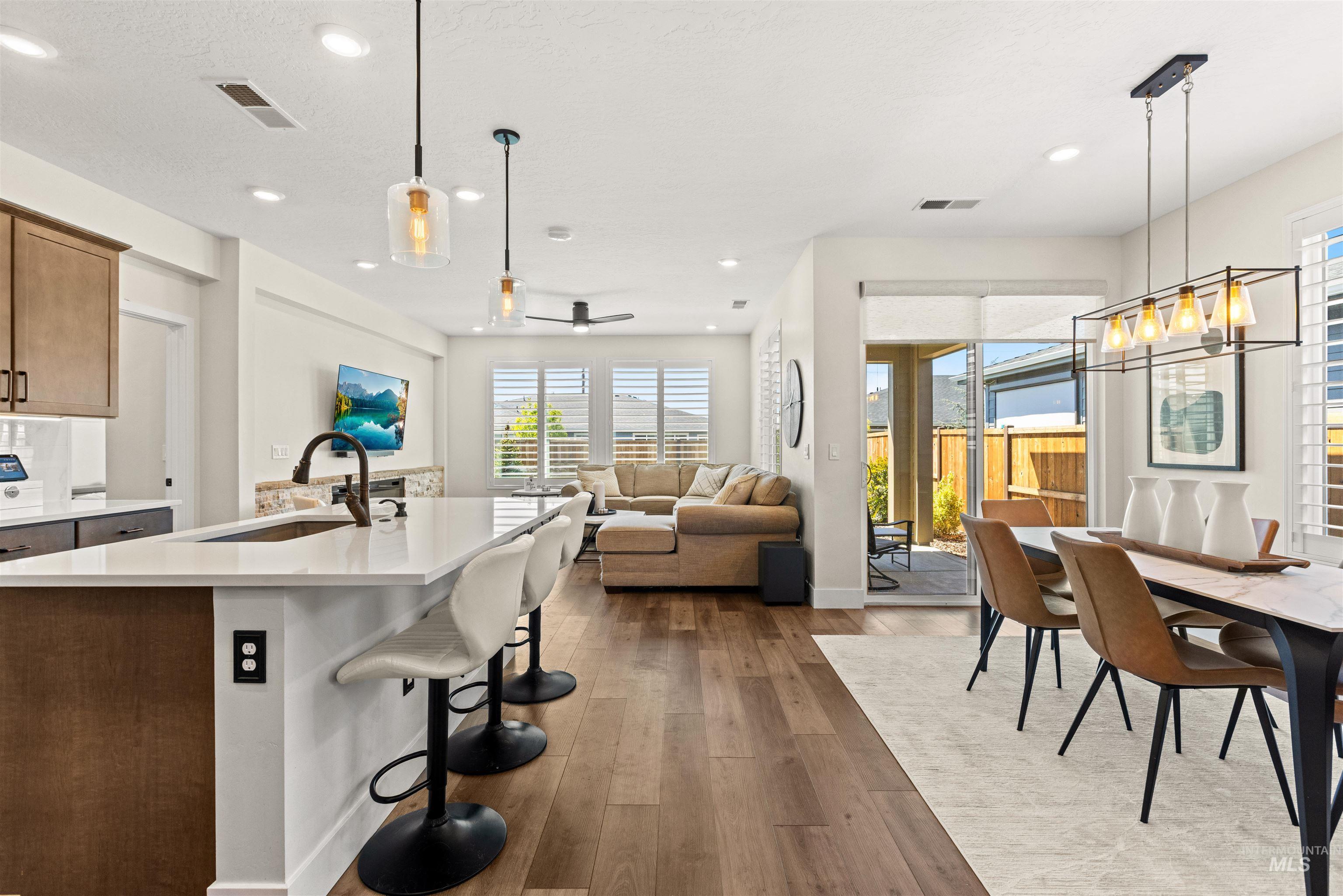 12059 S Integrity Ln, Kuna, Idaho 83634, 2 Bedrooms, 2 Bathrooms, Residential For Sale, Price $456,000, 98983859