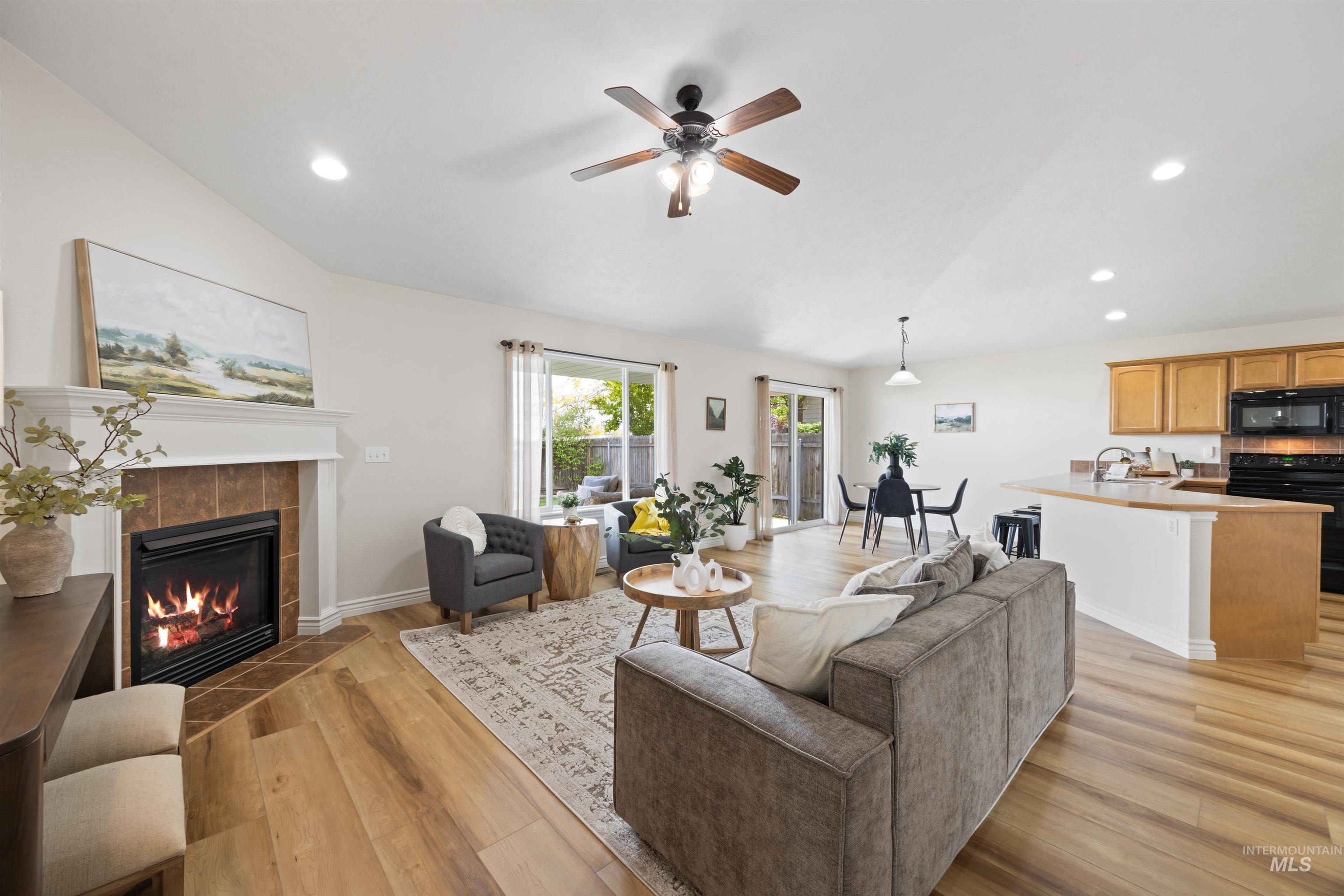 16899 N Darmady Loop, Nampa, Idaho 83586, 3 Bedrooms, 2 Bathrooms, Residential For Sale, Price $375,000, 98983863