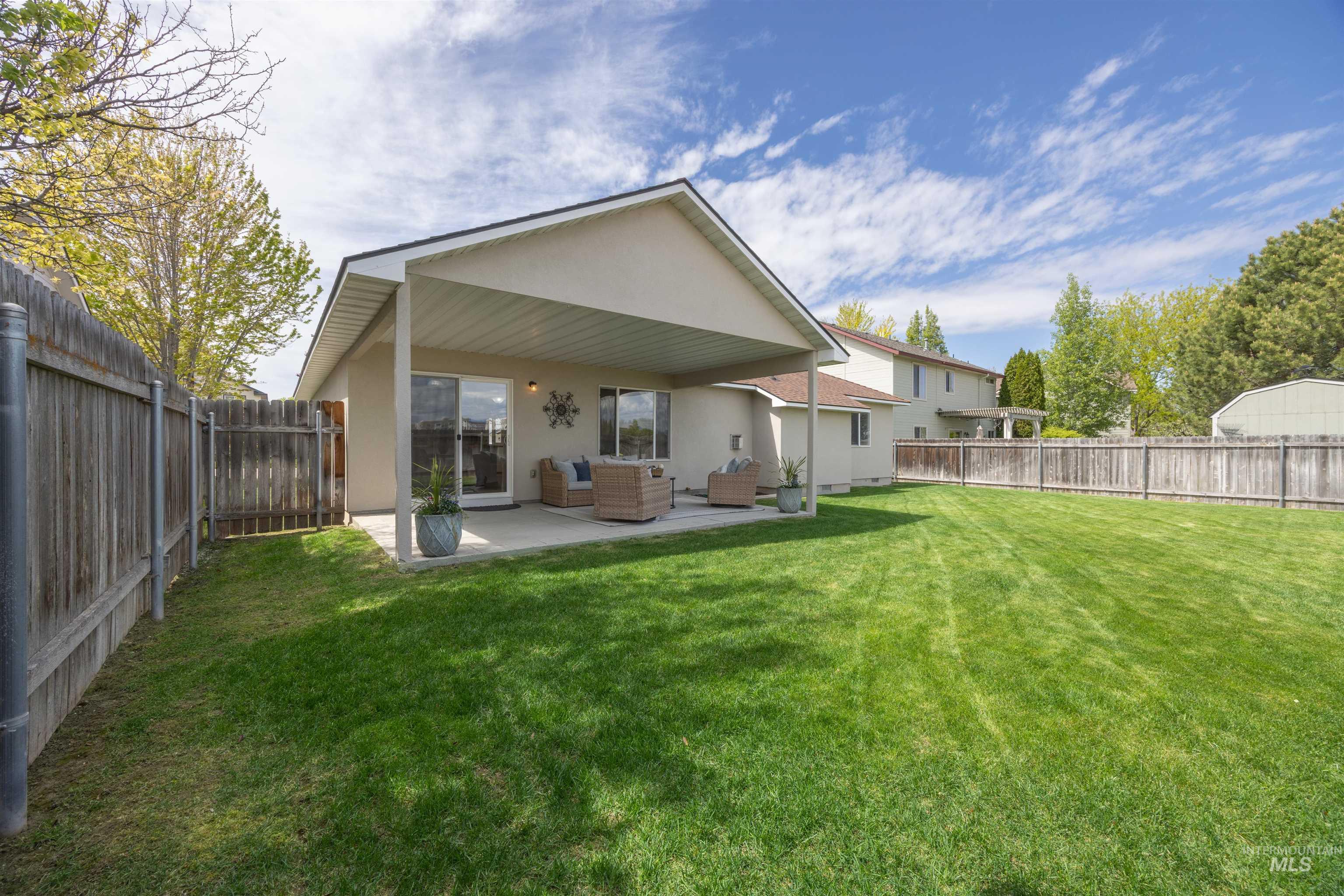 16899 N Darmady Loop, Nampa, Idaho 83586, 3 Bedrooms, 2 Bathrooms, Residential For Sale, Price $375,000, 98983863