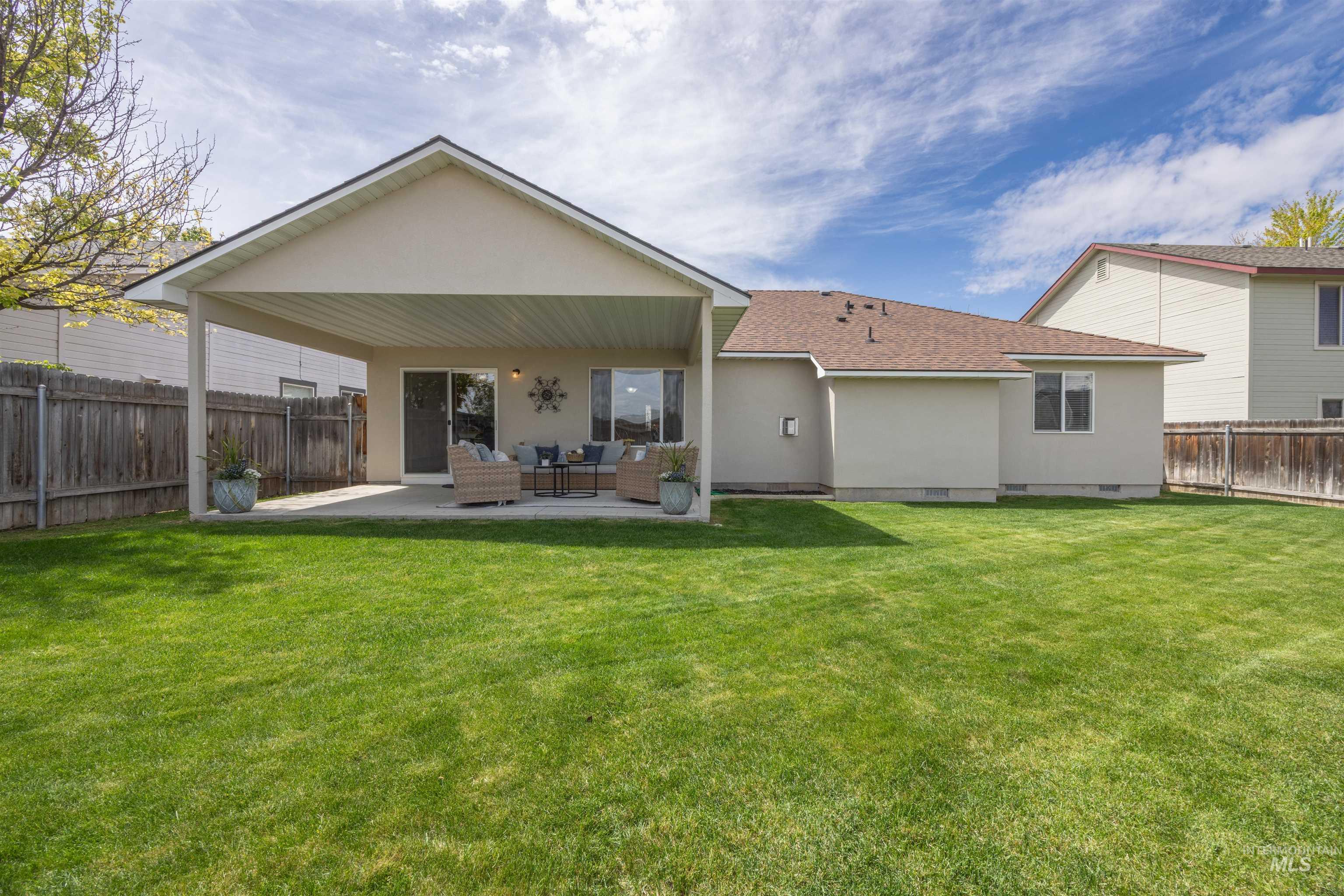 16899 N Darmady Loop, Nampa, Idaho 83586, 3 Bedrooms, 2 Bathrooms, Residential For Sale, Price $375,000, 98983863
