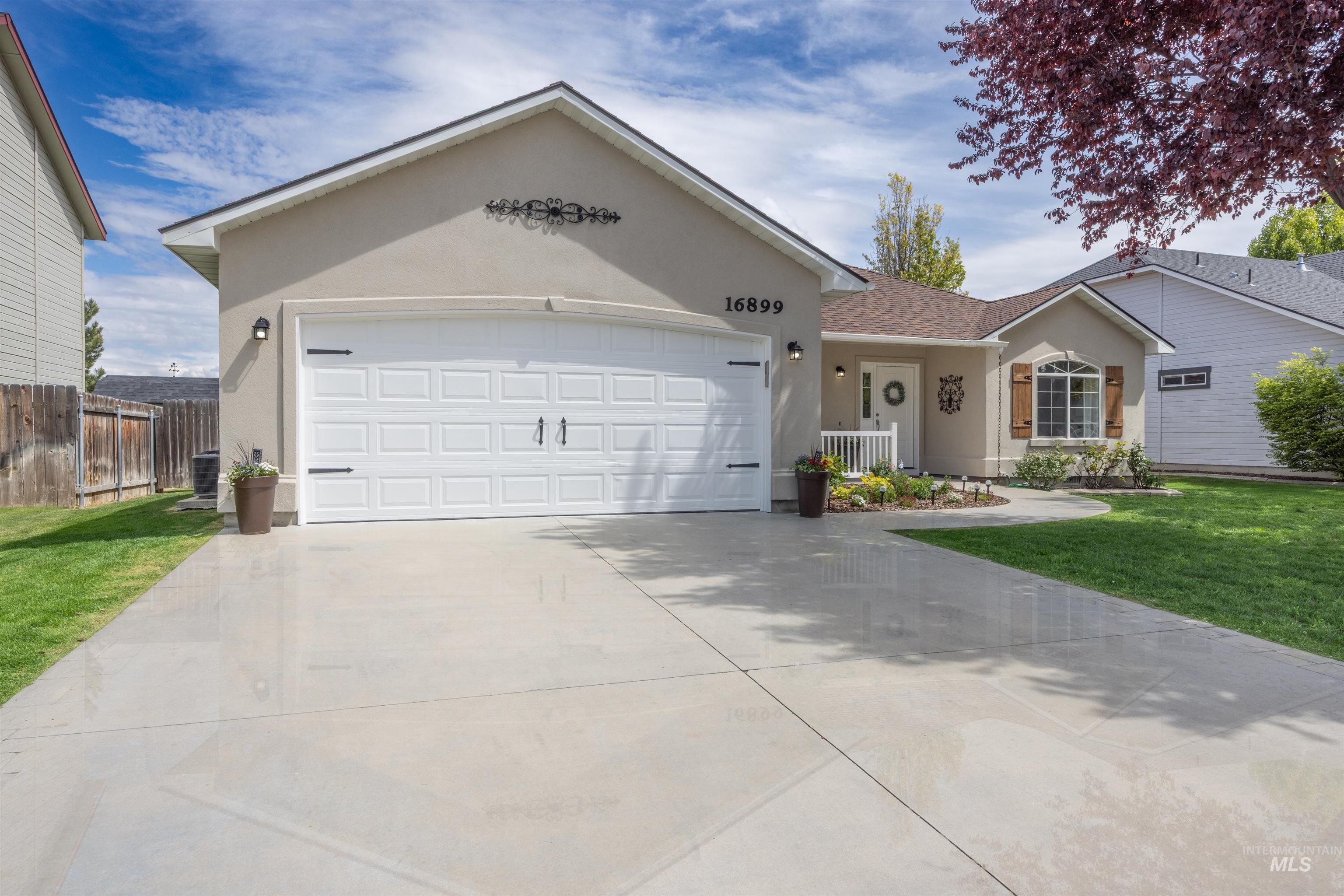 16899 N Darmady Loop, Nampa, Idaho 83586, 3 Bedrooms, 2 Bathrooms, Residential For Sale, Price $375,000, 98983863