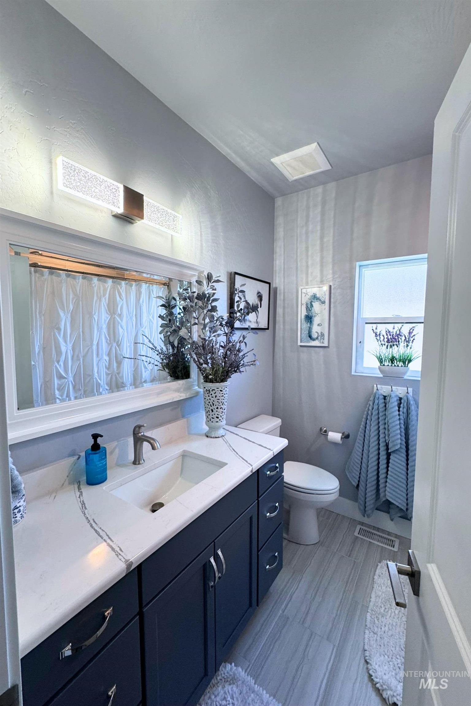 1980 Columbia Dr, Twin Falls, Idaho 83301, 4 Bedrooms, 2 Bathrooms, Residential For Sale, Price $534,900, 98983864