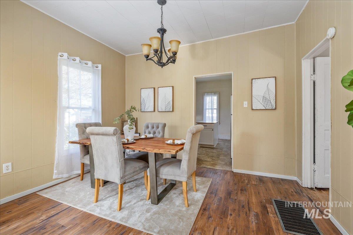 735 N 6th St, Payette, Idaho 83661, 2 Bedrooms, 1 Bathroom, Residential For Sale, Price $215,000, 98983865