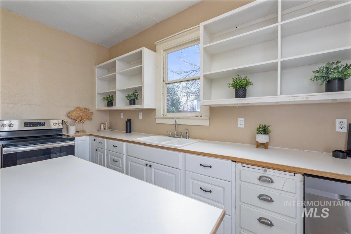 735 N 6th St, Payette, Idaho 83661, 2 Bedrooms, 1 Bathroom, Residential For Sale, Price $215,000, 98983865