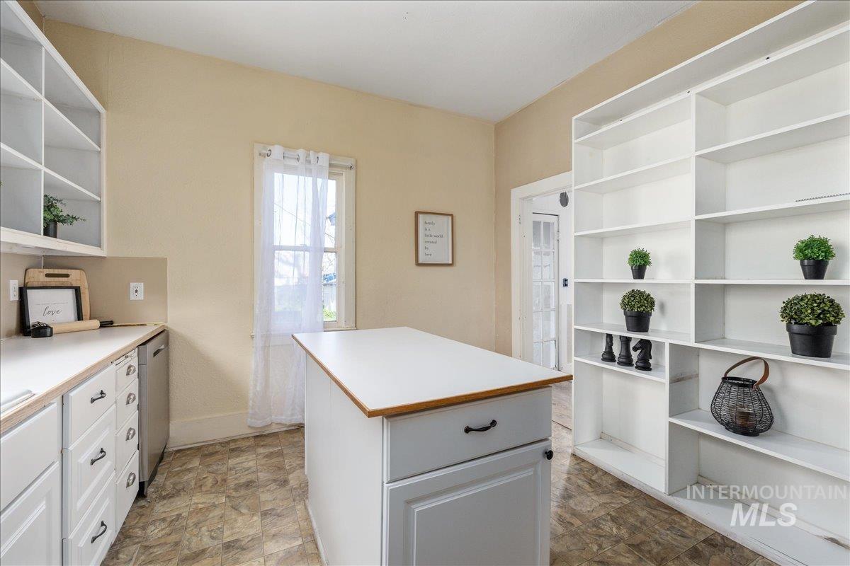 735 N 6th St, Payette, Idaho 83661, 2 Bedrooms, 1 Bathroom, Residential For Sale, Price $215,000, 98983865