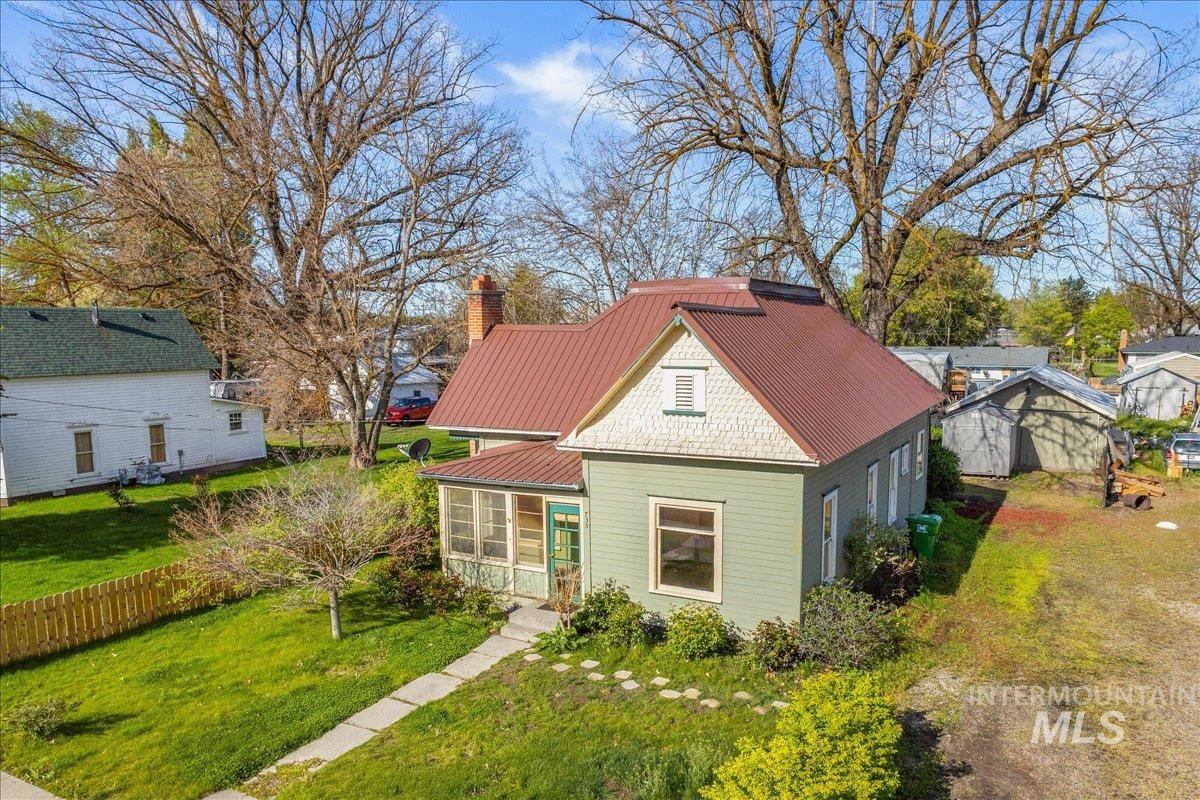 735 N 6th St, Payette, Idaho 83661, 2 Bedrooms, 1 Bathroom, Residential For Sale, Price $215,000, 98983865