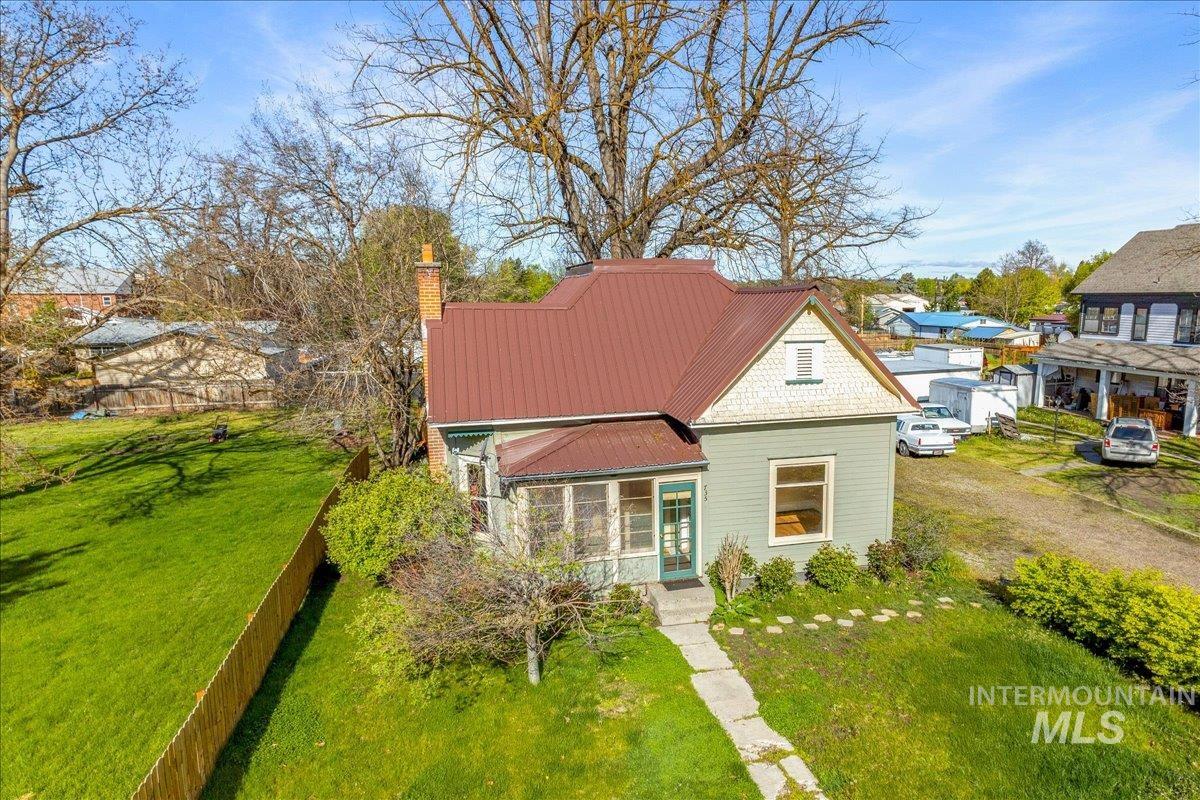 735 N 6th St, Payette, Idaho 83661, 2 Bedrooms, 1 Bathroom, Residential For Sale, Price $215,000, 98983865