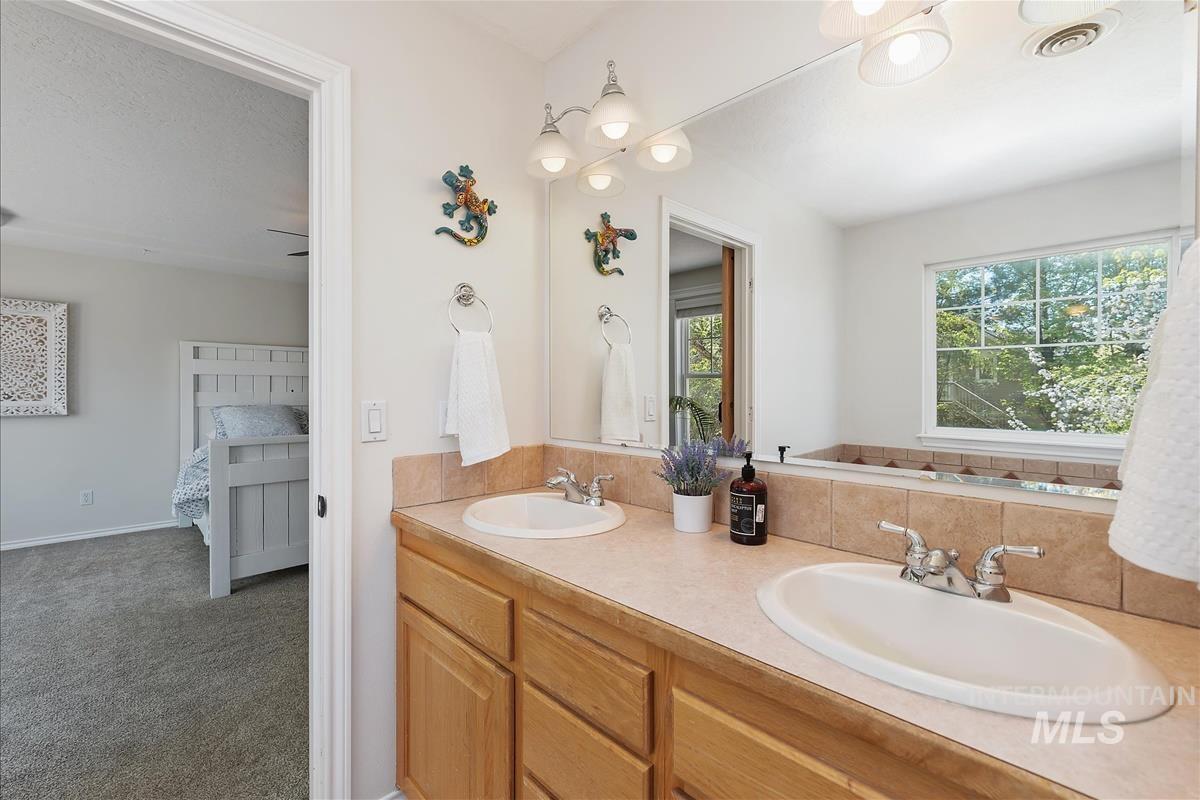 12754 Schicks Rd, Boise, Idaho 83714, 4 Bedrooms, 2.5 Bathrooms, Residential For Sale, Price $749,900, 98983866