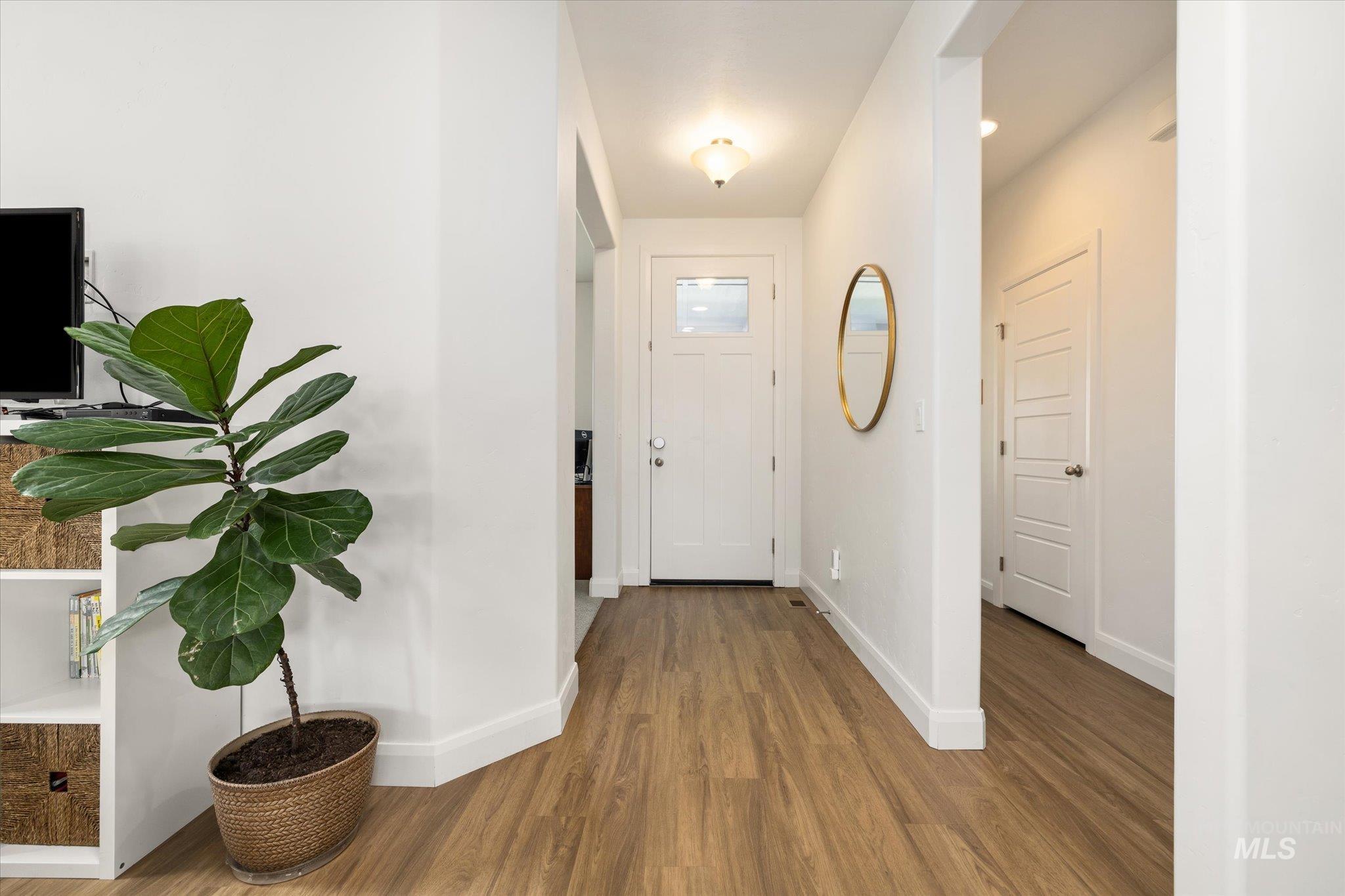 4888 N Predo Ave, Meridian, Idaho 83646, 3 Bedrooms, 2.5 Bathrooms, Residential For Sale, Price $599,900, 98983867