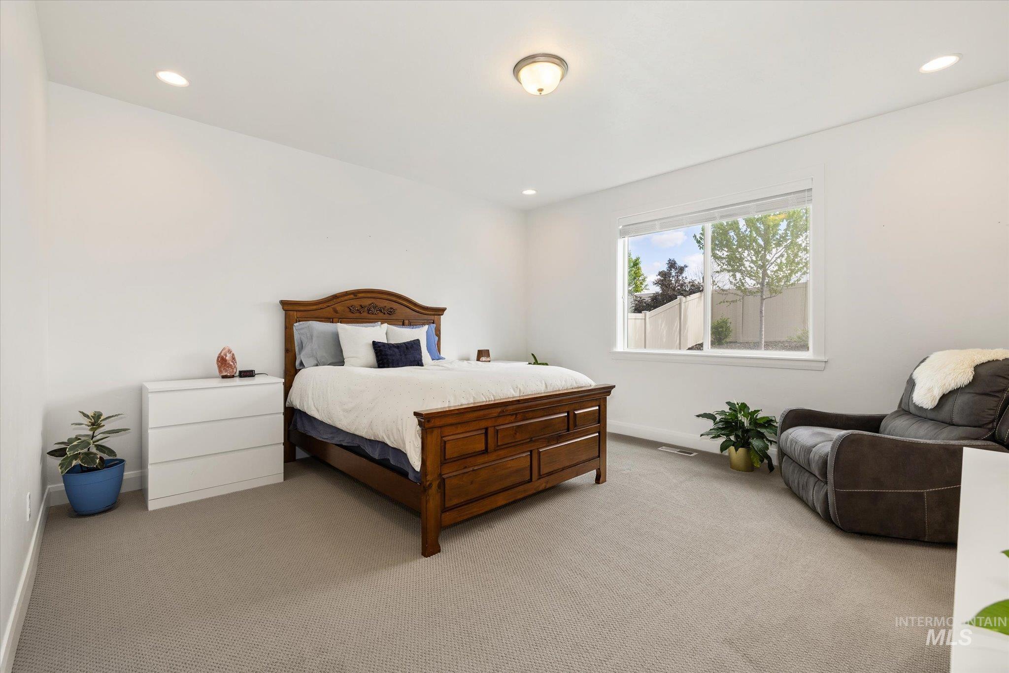 4888 N Predo Ave, Meridian, Idaho 83646, 3 Bedrooms, 2.5 Bathrooms, Residential For Sale, Price $599,900, 98983867