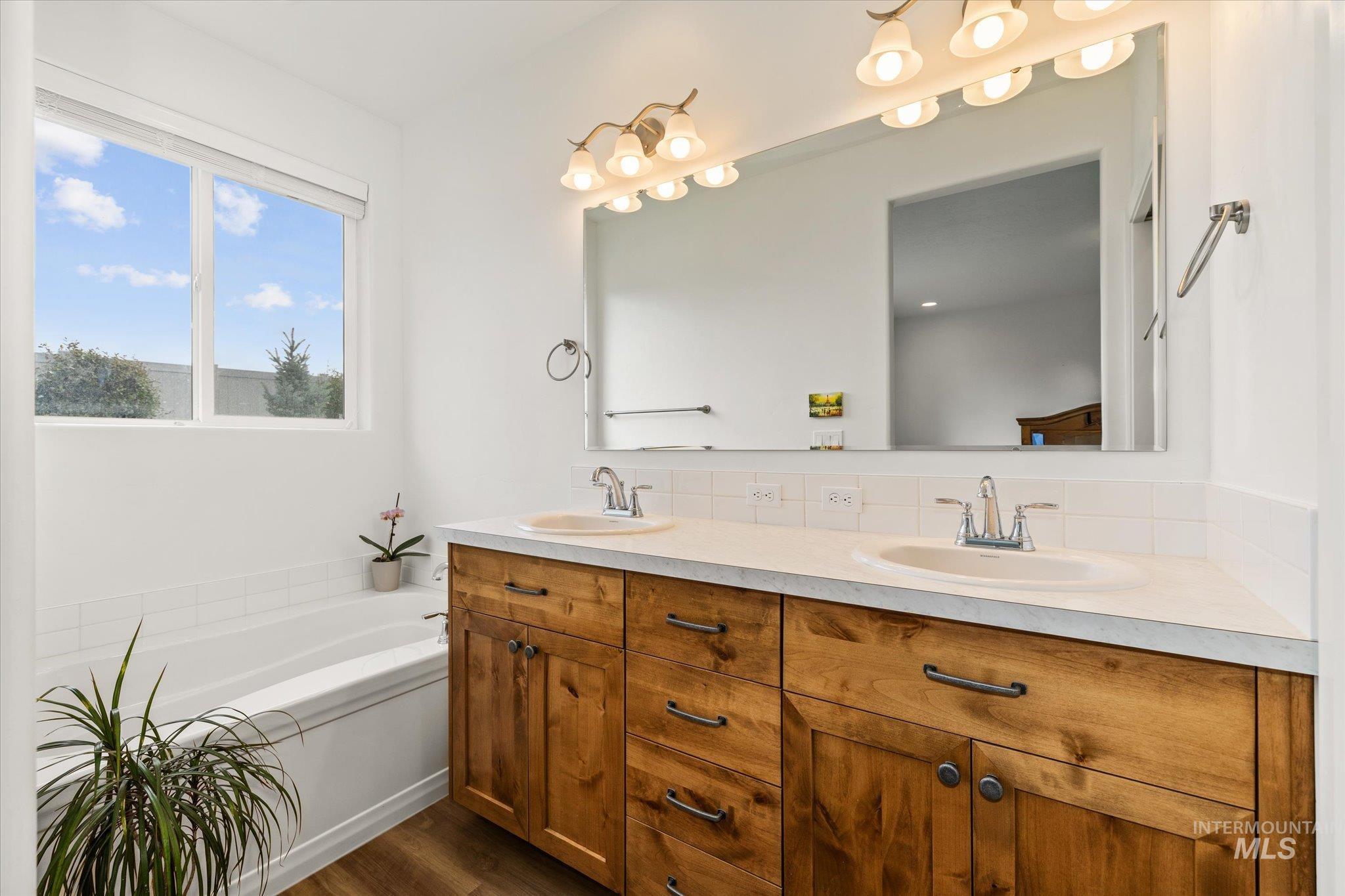 4888 N Predo Ave, Meridian, Idaho 83646, 3 Bedrooms, 2.5 Bathrooms, Residential For Sale, Price $599,900, 98983867