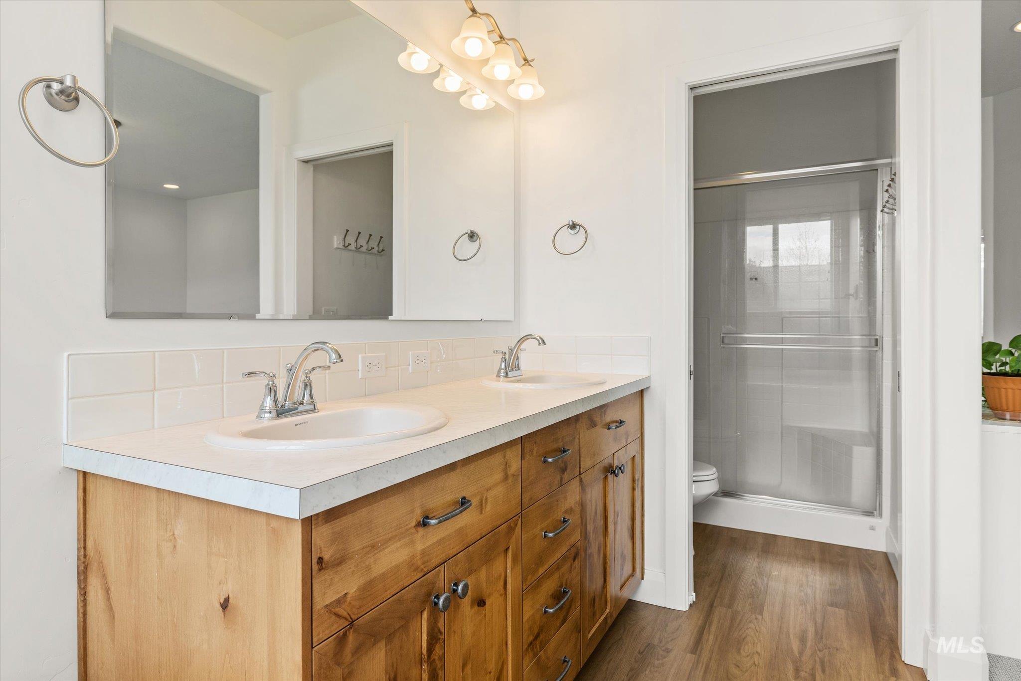 4888 N Predo Ave, Meridian, Idaho 83646, 3 Bedrooms, 2.5 Bathrooms, Residential For Sale, Price $599,900, 98983867