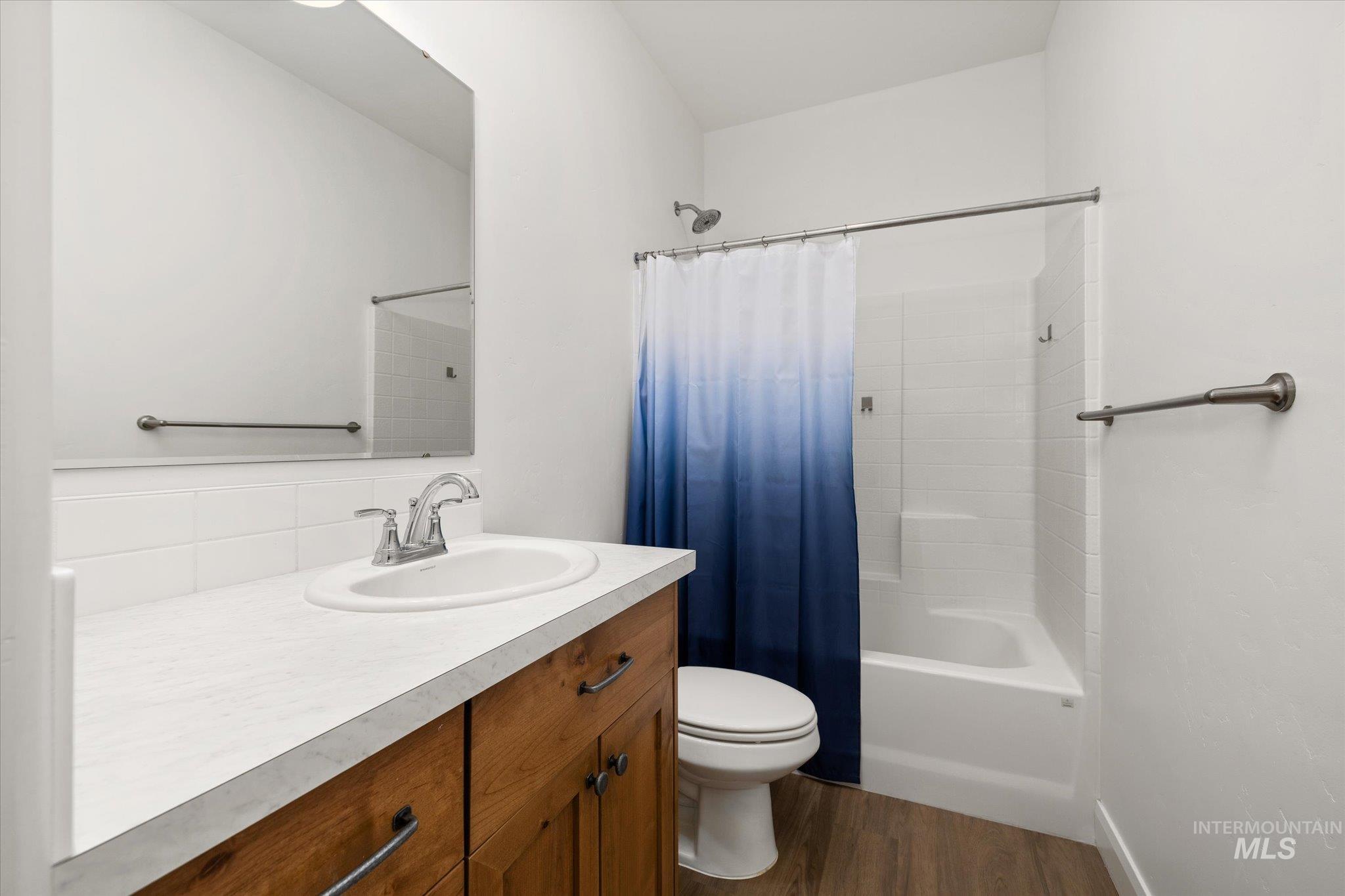 4888 N Predo Ave, Meridian, Idaho 83646, 3 Bedrooms, 2.5 Bathrooms, Residential For Sale, Price $599,900, 98983867