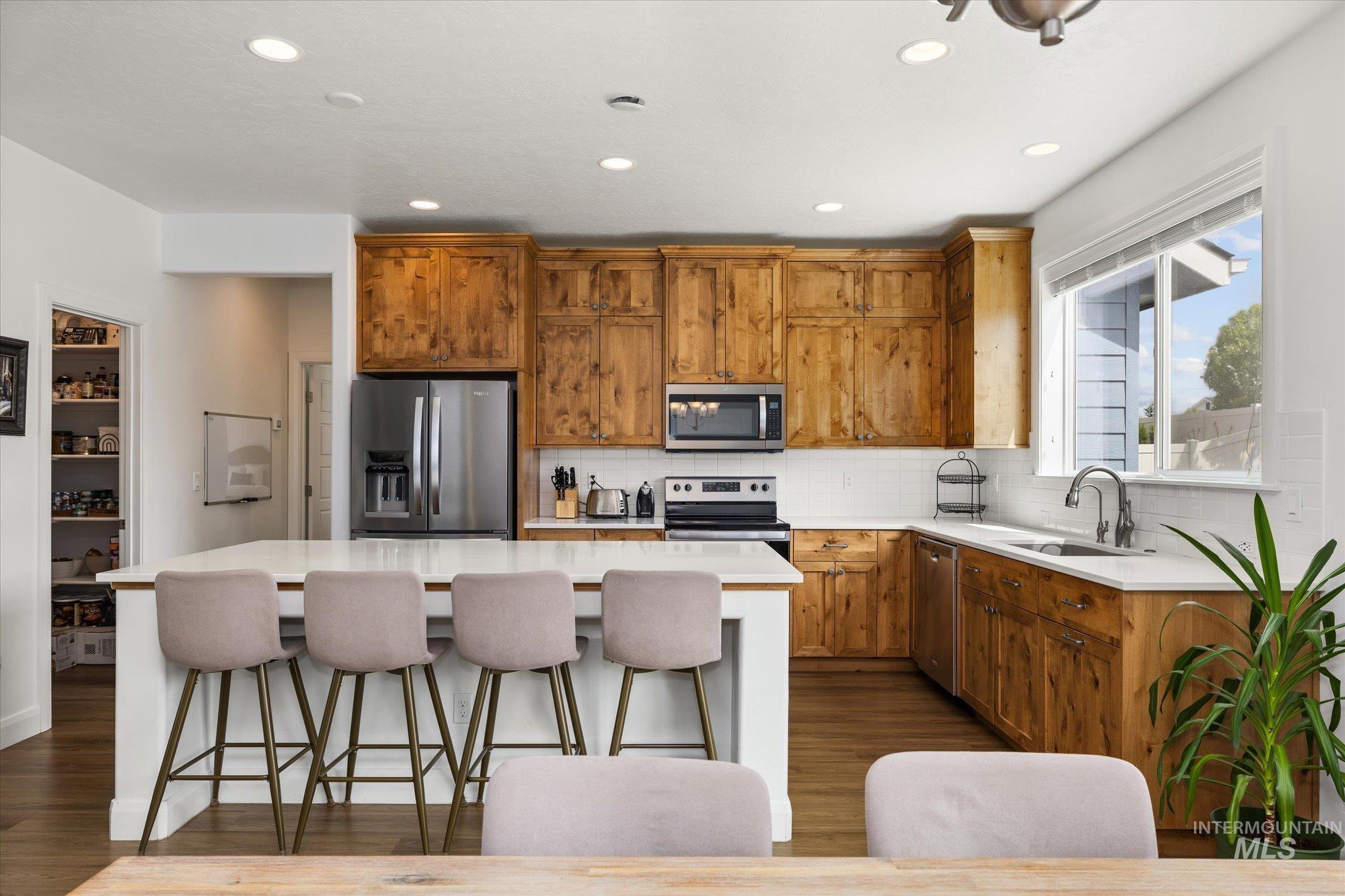 4888 N Predo Ave, Meridian, Idaho 83646, 3 Bedrooms, 2.5 Bathrooms, Residential For Sale, Price $599,900, 98983867