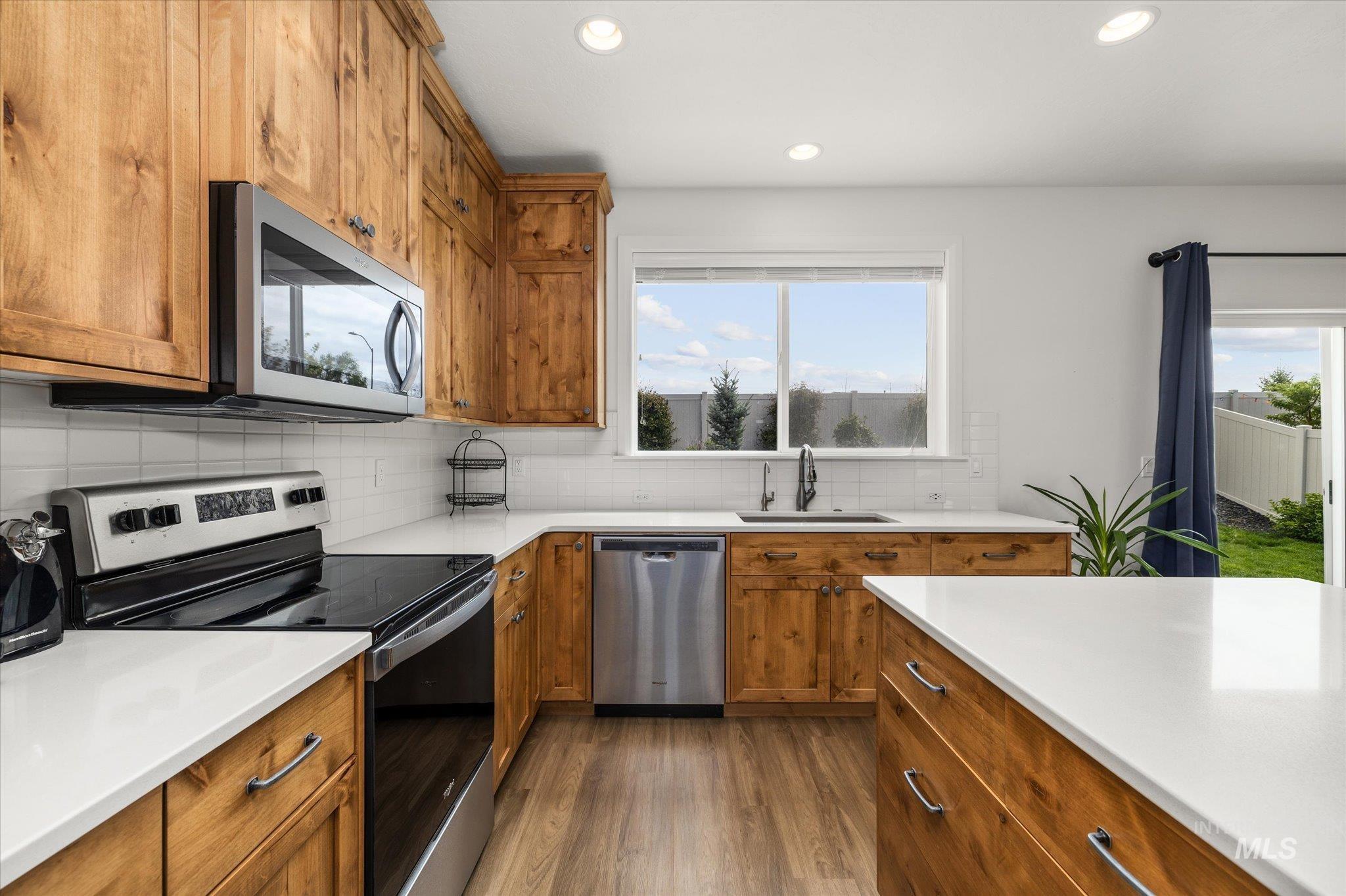 4888 N Predo Ave, Meridian, Idaho 83646, 3 Bedrooms, 2.5 Bathrooms, Residential For Sale, Price $599,900, 98983867