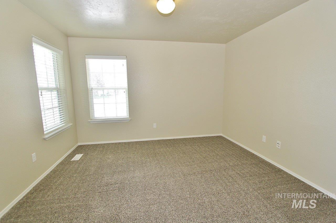 9138 S Red Delicious, Kuna, Idaho 83634, 4 Bedrooms, 3 Bathrooms, Residential For Sale, Price $509,000, 98983868