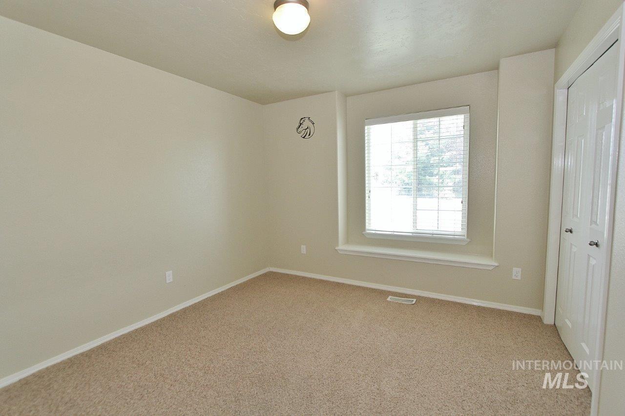 9138 S Red Delicious, Kuna, Idaho 83634, 4 Bedrooms, 3 Bathrooms, Residential For Sale, Price $509,000, 98983868