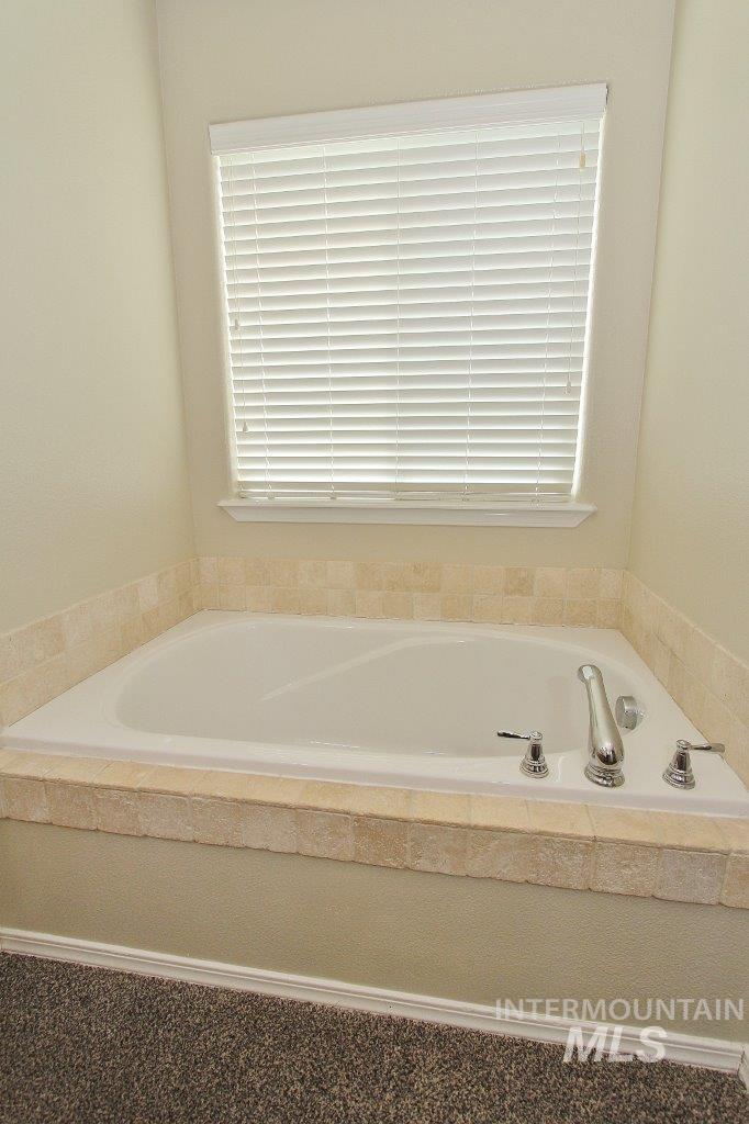 9138 S Red Delicious, Kuna, Idaho 83634, 4 Bedrooms, 3 Bathrooms, Residential For Sale, Price $509,000, 98983868