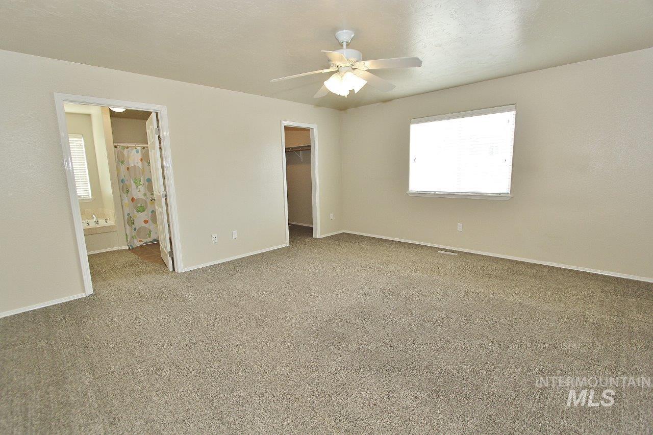 9138 S Red Delicious, Kuna, Idaho 83634, 4 Bedrooms, 3 Bathrooms, Residential For Sale, Price $509,000, 98983868