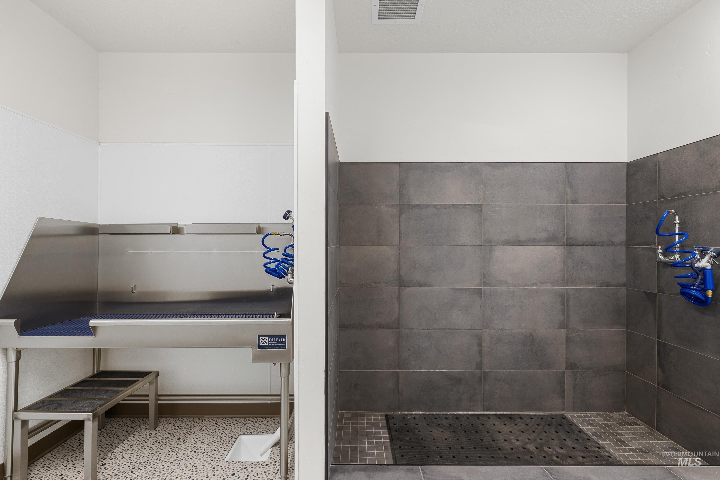 4250 E Haystack St, Boise, Idaho 83716, 3 Bedrooms, 2 Bathrooms, Residential For Sale, Price $529,900, 98983869