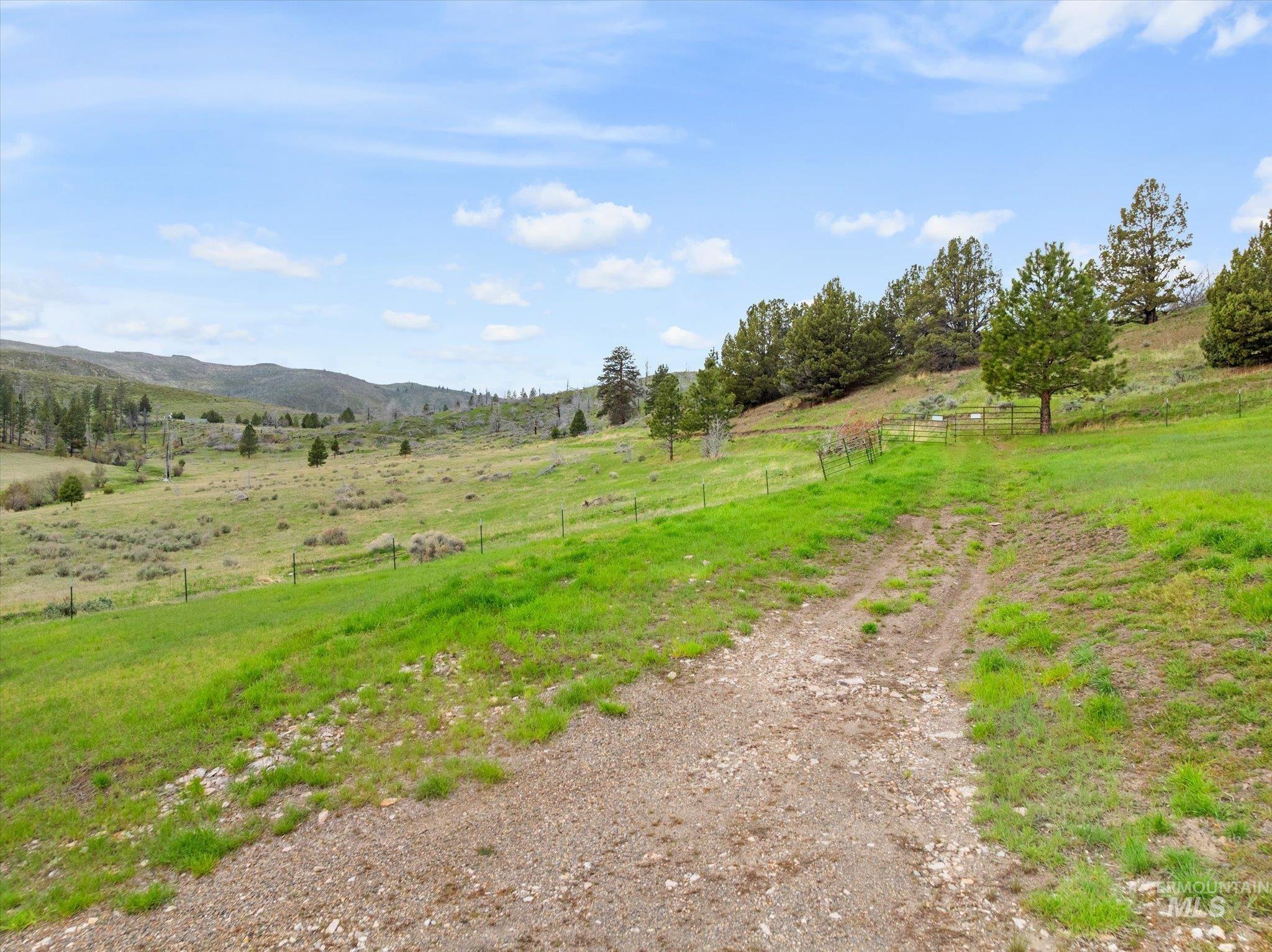 36020 Alder Creek Rd, Baker City, Oregon 97814, 3 Bedrooms, 2 Bathrooms, Residential For Sale, Price $1,050,000,MLS 98983870