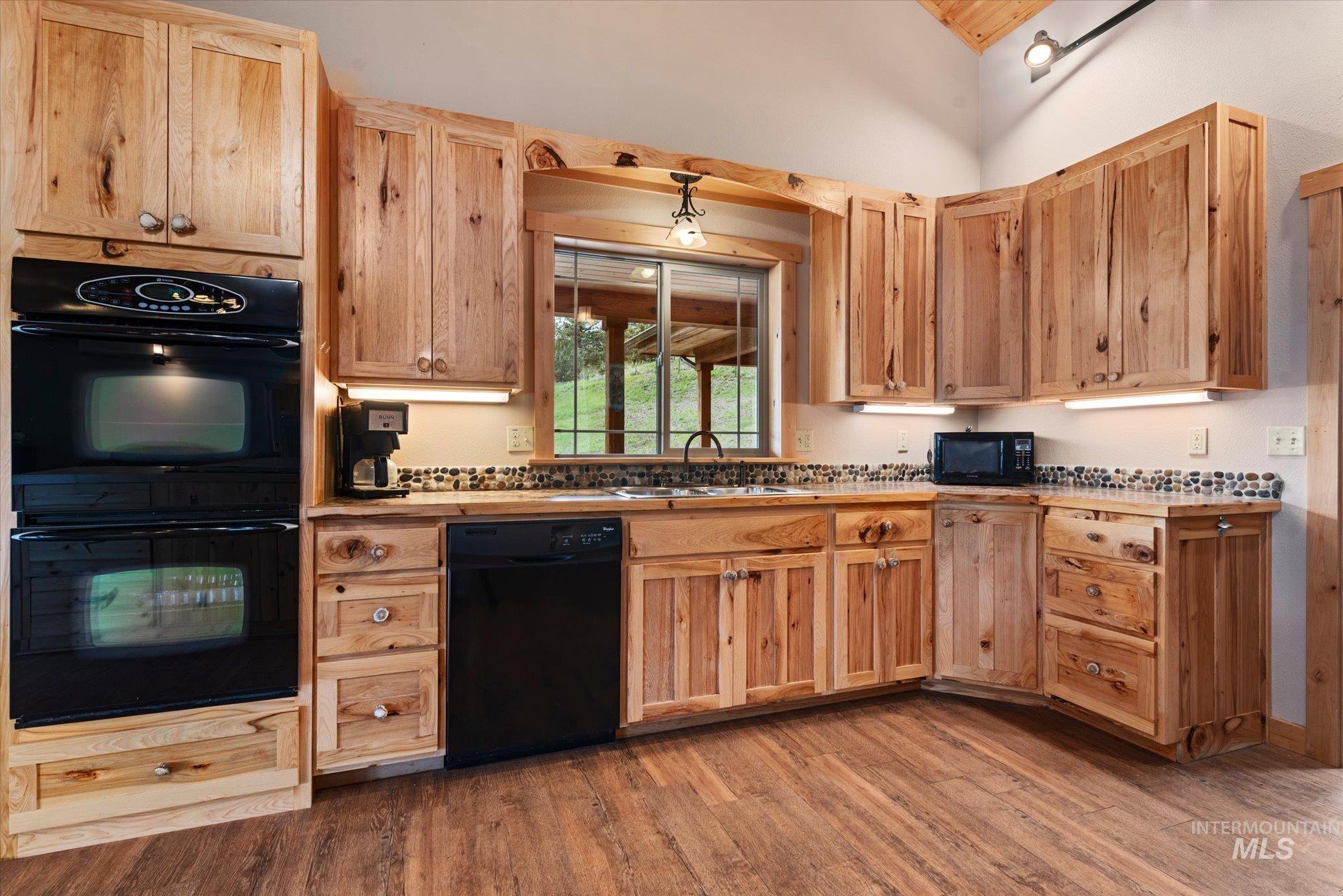 36020 Alder Creek Rd, Baker City, Oregon 97814, 3 Bedrooms, 2 Bathrooms, Residential For Sale, Price $1,050,000,MLS 98983870