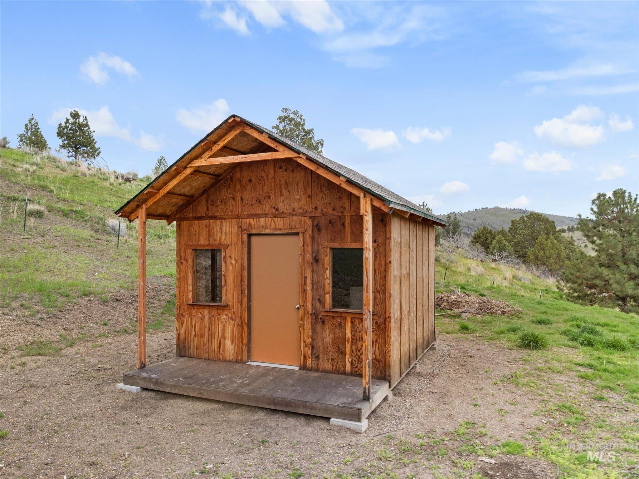 36020 Alder Creek Rd, Baker City, Oregon 97814, 3 Bedrooms, 2 Bathrooms, Residential For Sale, Price $1,050,000,MLS 98983870