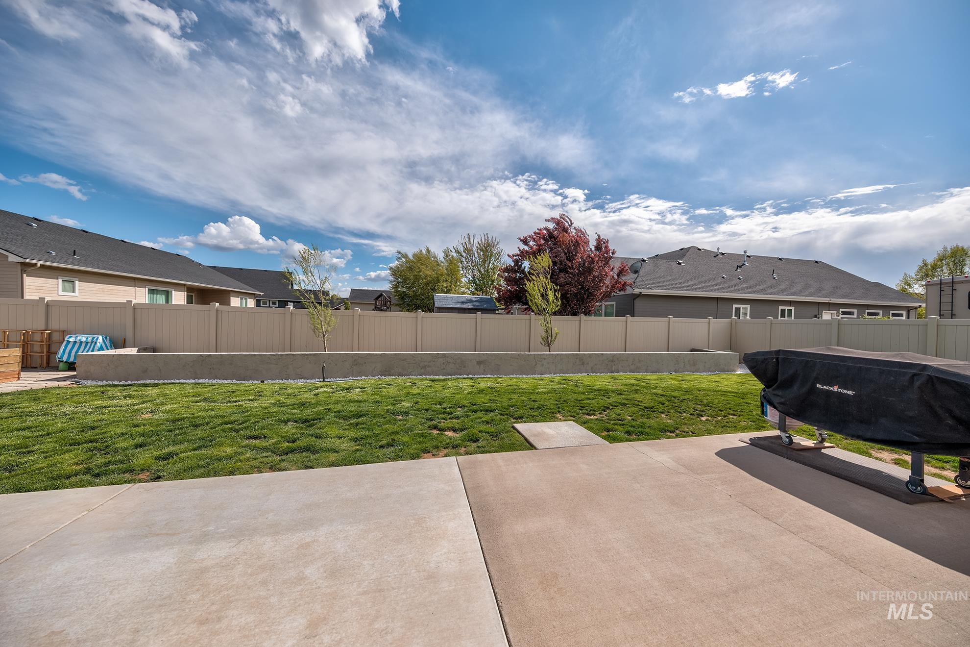 1380 Tamarack St, Fruitland, Idaho 83619, 3 Bedrooms, 2 Bathrooms, Residential For Sale, Price $380,000, 98983871