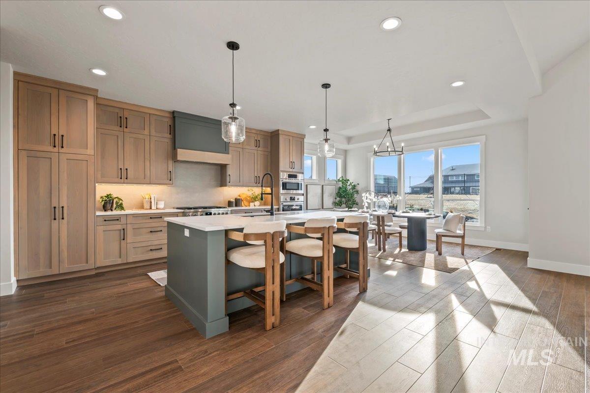 6880 E Chicken Hawk Loop, Nampa, Idaho 83686, 4 Bedrooms, 4 Bathrooms, Residential For Sale, Price $1,050,000, 98983872