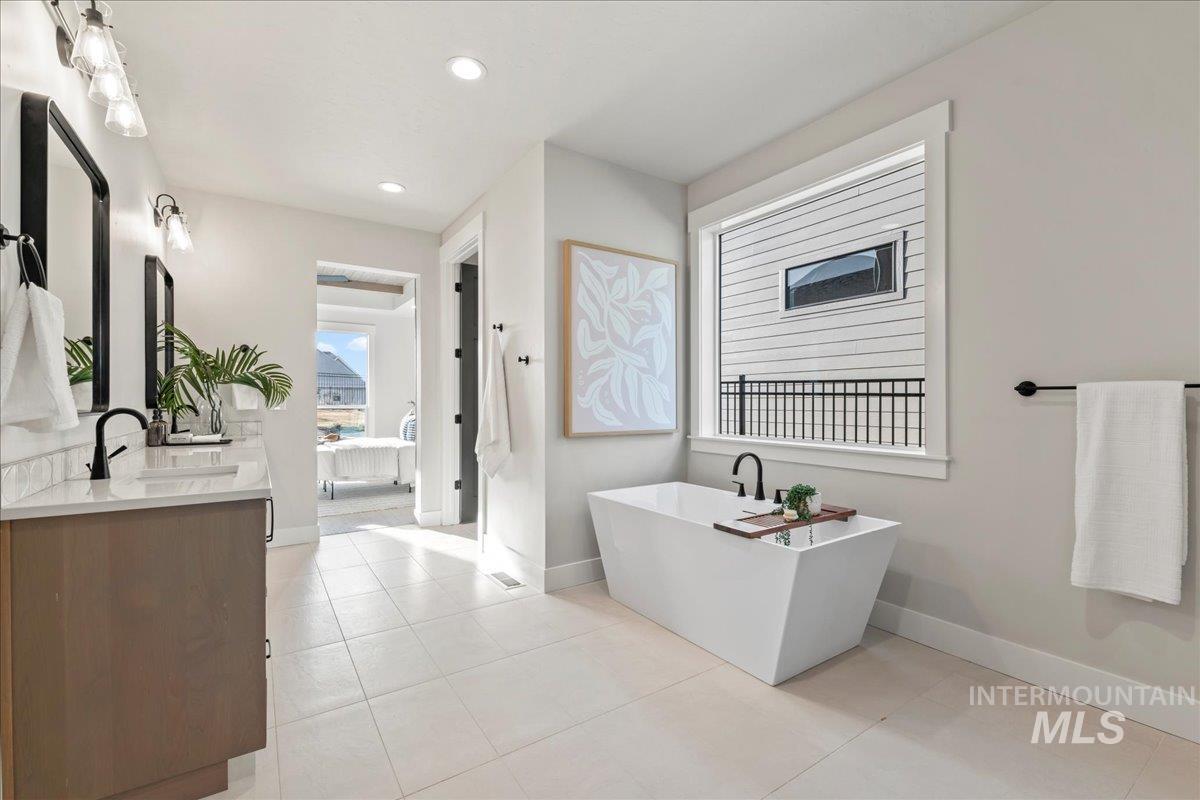 6880 E Chicken Hawk Loop, Nampa, Idaho 83686, 4 Bedrooms, 4 Bathrooms, Residential For Sale, Price $1,050,000, 98983872