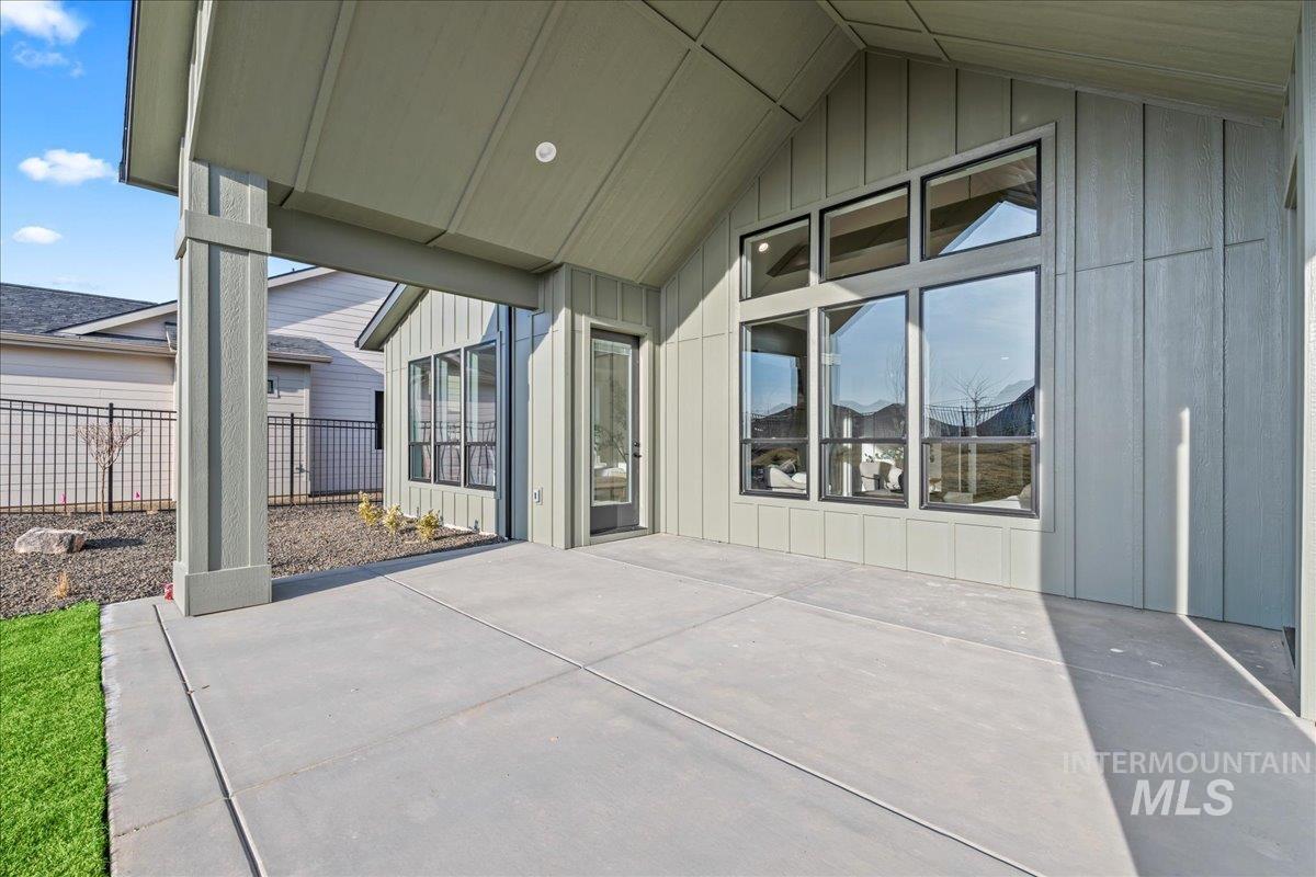 6880 E Chicken Hawk Loop, Nampa, Idaho 83686, 4 Bedrooms, 4 Bathrooms, Residential For Sale, Price $1,050,000, 98983872