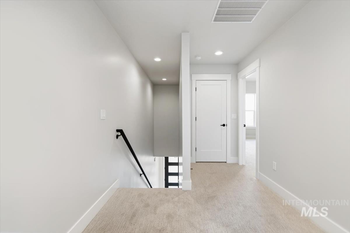 6389 N Birch Run Ln, Eagle, Idaho 83616, 3 Bedrooms, 2.5 Bathrooms, Residential For Sale, Price $469,800, 98983875