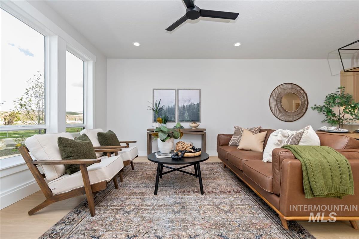 6389 N Birch Run Ln, Eagle, Idaho 83616, 3 Bedrooms, 2.5 Bathrooms, Residential For Sale, Price $469,800, 98983875