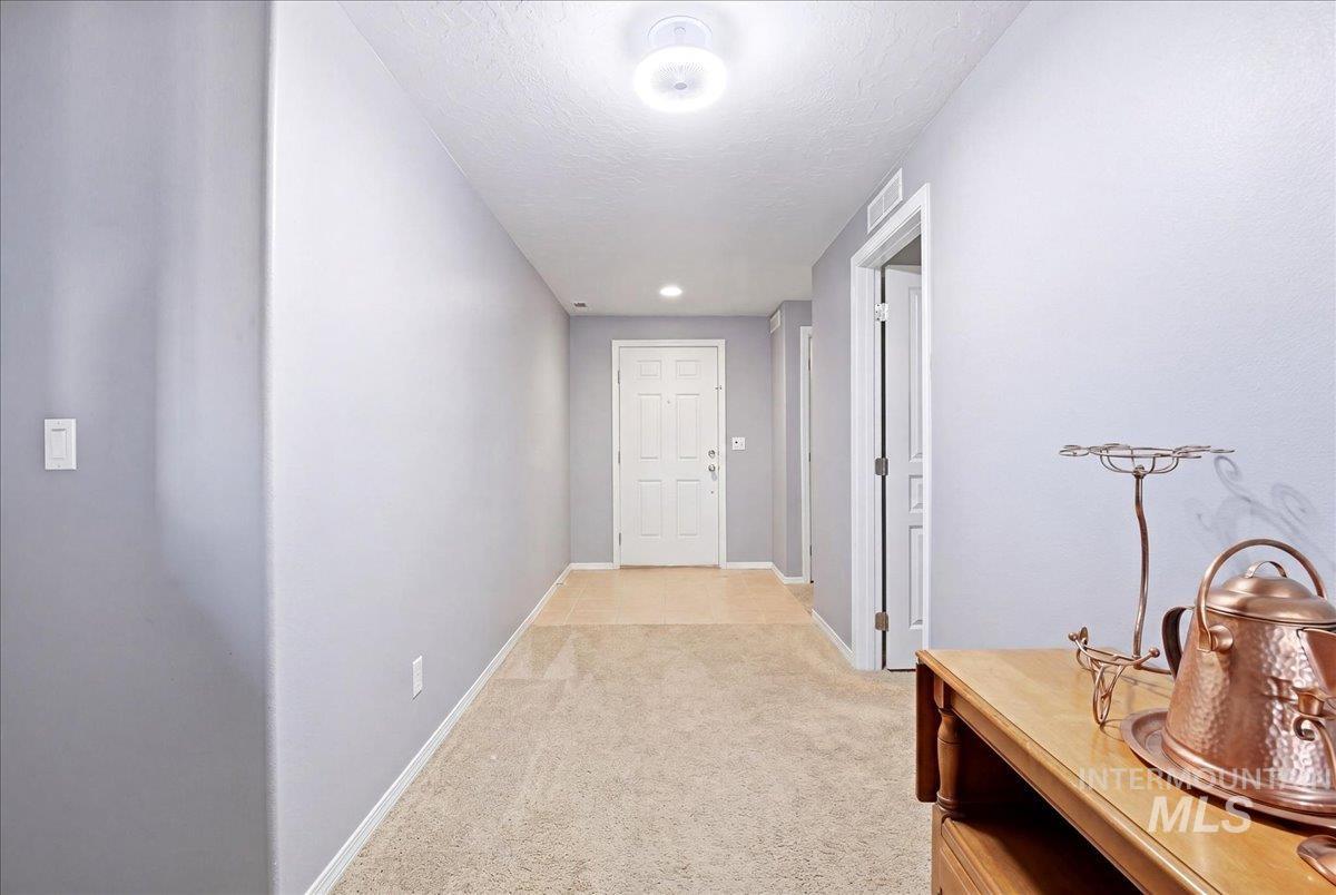 3316 E Red Sunset Maple Dr, Nampa, Idaho 83687, 3 Bedrooms, 2 Bathrooms, Residential For Sale, Price $390,000, 98983876