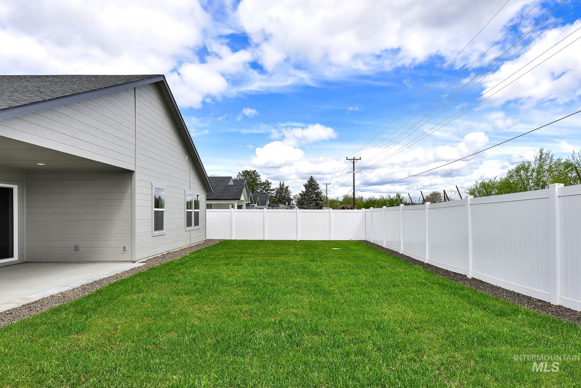 320 N. 12th., Parma, Idaho 83660, 4 Bedrooms, 2 Bathrooms, Residential For Sale, Price $415,000,MLS 98983877