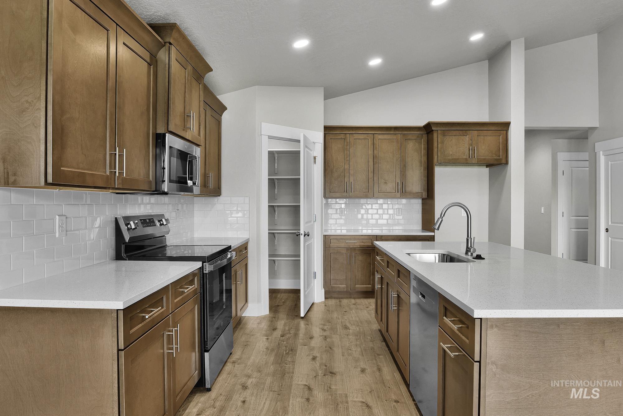 320 N. 12th., Parma, Idaho 83660, 4 Bedrooms, 2 Bathrooms, Residential For Sale, Price $415,000,MLS 98983877