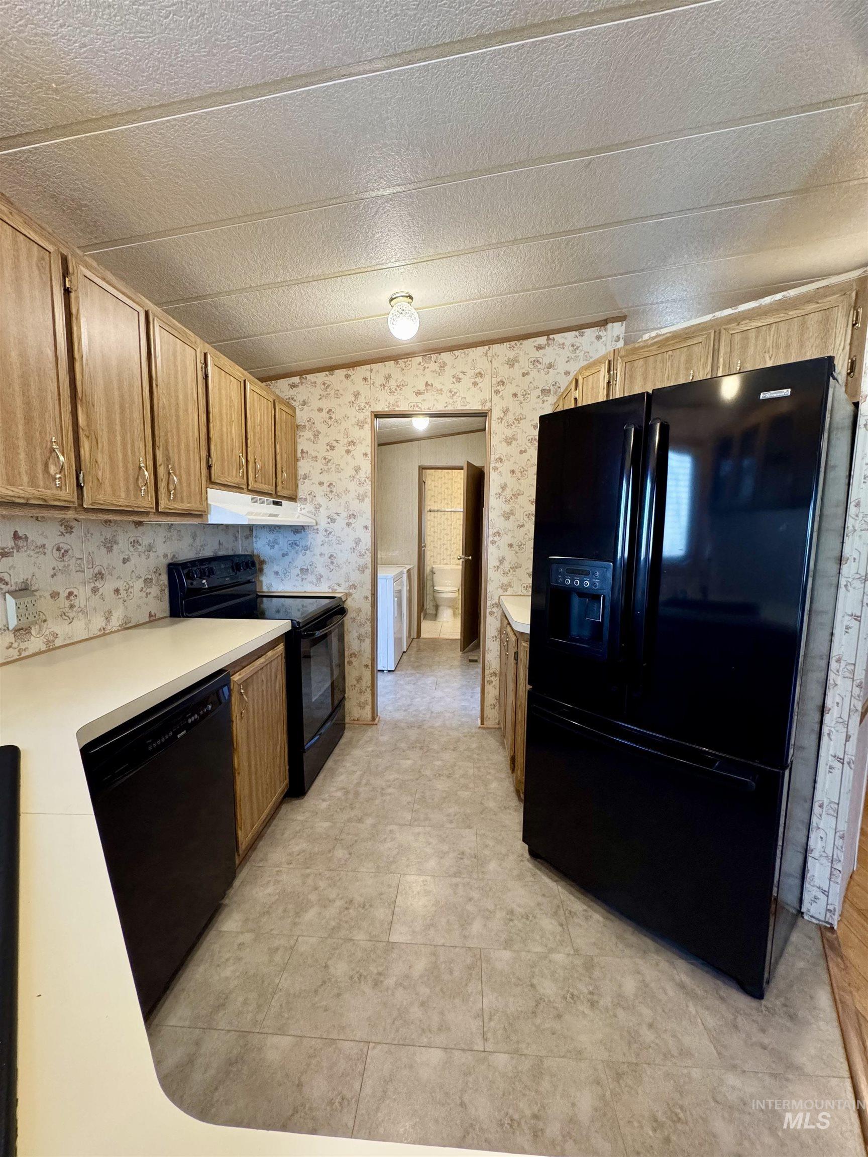 8 Blue Spruce Dr., Hagerman, Idaho 83332, 3 Bedrooms, 2 Bathrooms, Residential For Sale, Price $125,000, 98983878