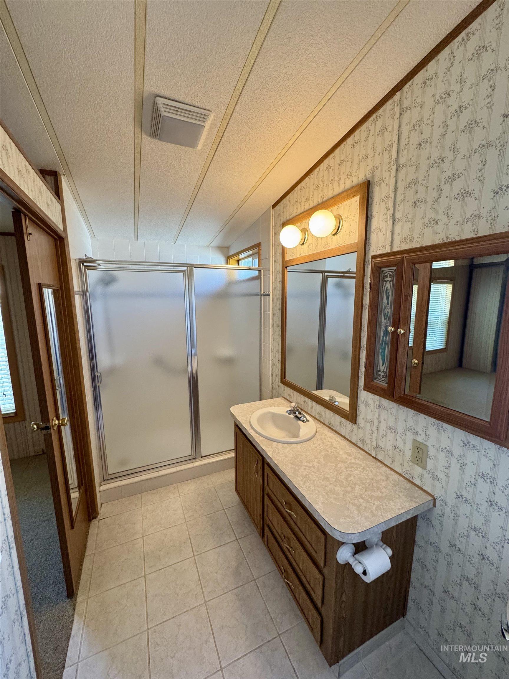 8 Blue Spruce Dr., Hagerman, Idaho 83332, 3 Bedrooms, 2 Bathrooms, Residential For Sale, Price $125,000, 98983878