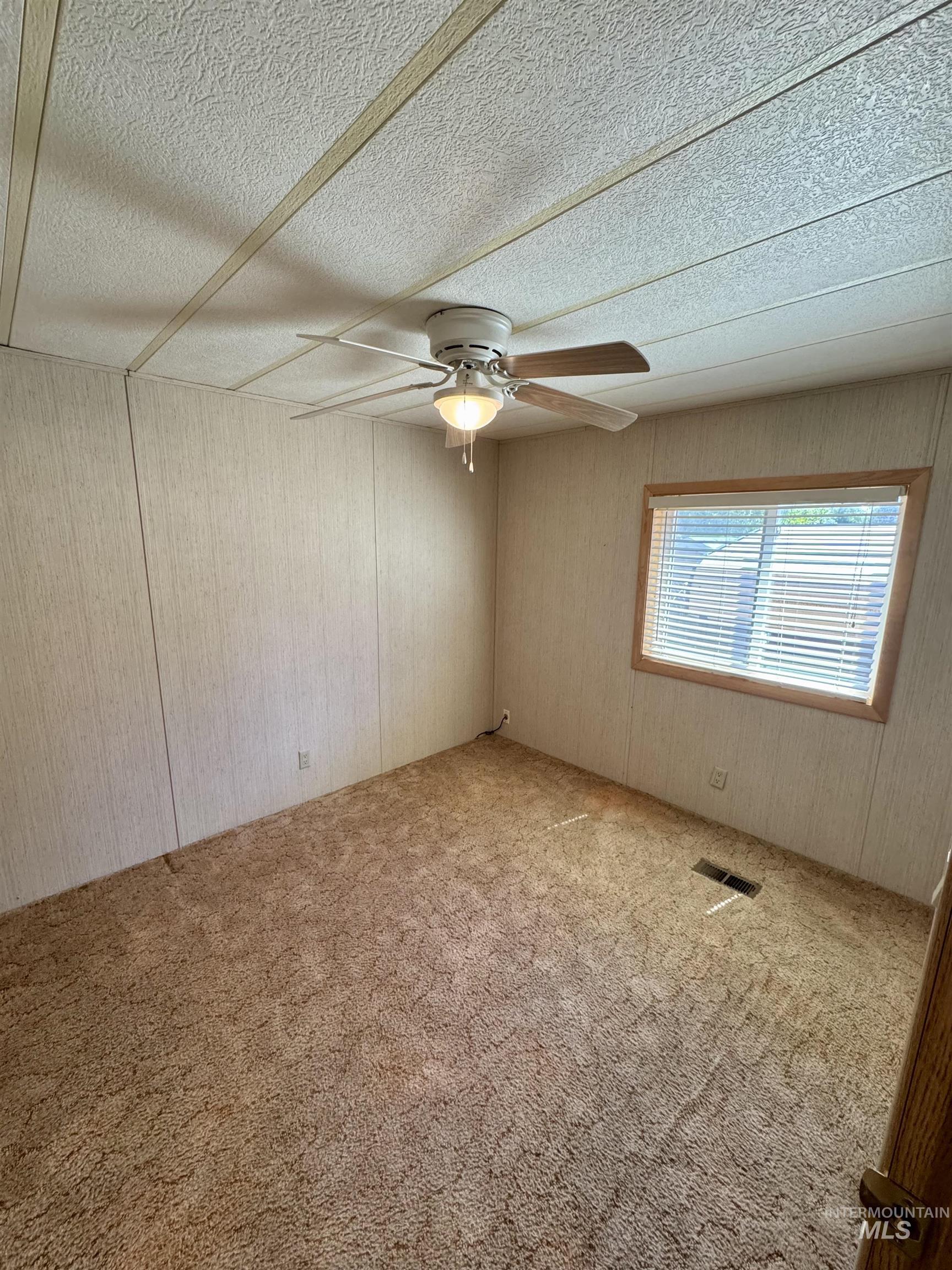 8 Blue Spruce Dr., Hagerman, Idaho 83332, 3 Bedrooms, 2 Bathrooms, Residential For Sale, Price $125,000, 98983878