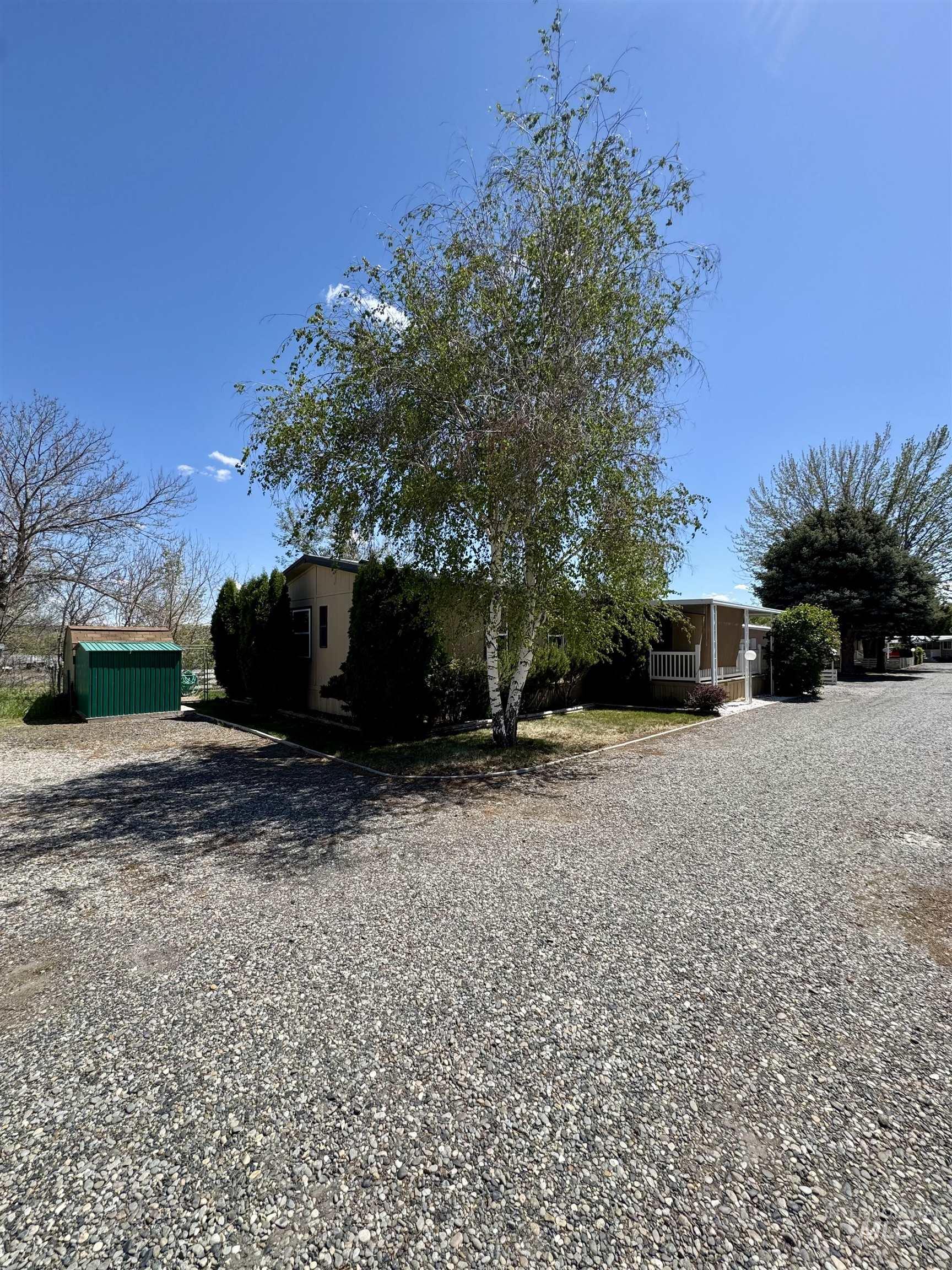 8 Blue Spruce Dr., Hagerman, Idaho 83332, 3 Bedrooms, 2 Bathrooms, Residential For Sale, Price $125,000, 98983878