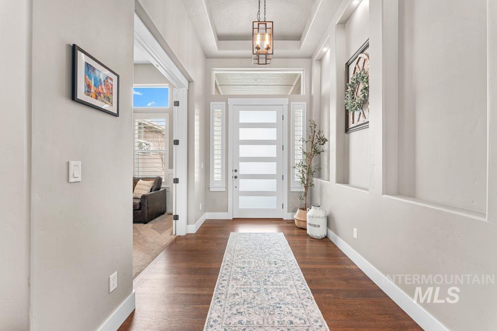 2177 E Mores Trail Dr, Meridian, Idaho 83642, 3 Bedrooms, 2.5 Bathrooms, Residential For Sale, Price $998,000,MLS 98983879