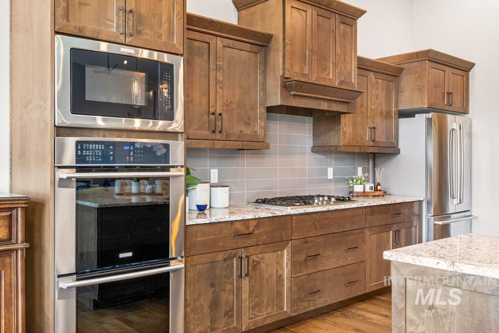 2177 E Mores Trail Dr, Meridian, Idaho 83642, 3 Bedrooms, 2.5 Bathrooms, Residential For Sale, Price $998,000,MLS 98983879