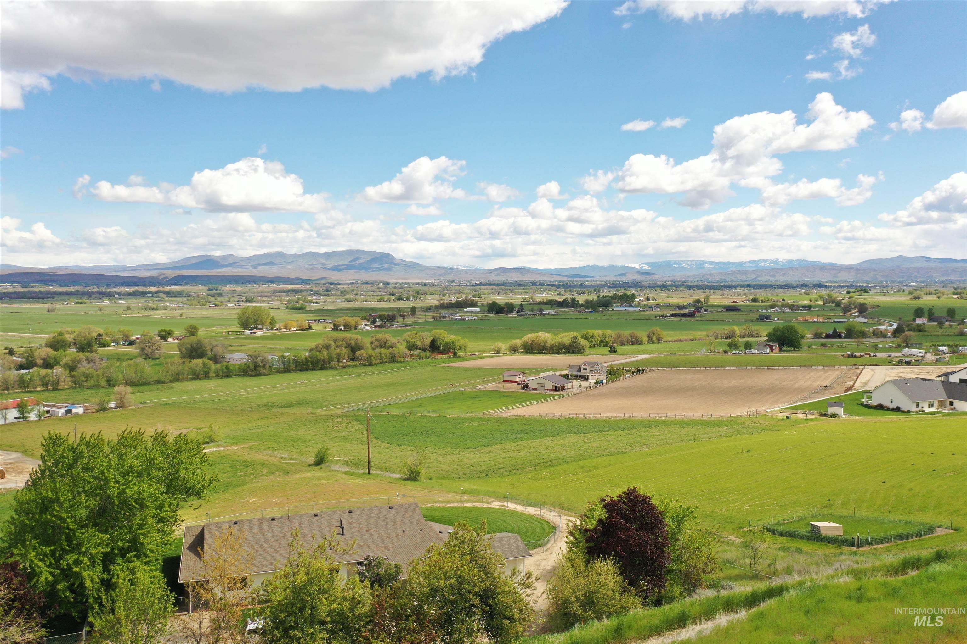 3549 Ginny Lane, Emmett, Idaho 83617, 3 Bedrooms, 2 Bathrooms, Residential For Sale, Price $1,100,000,MLS 98983881