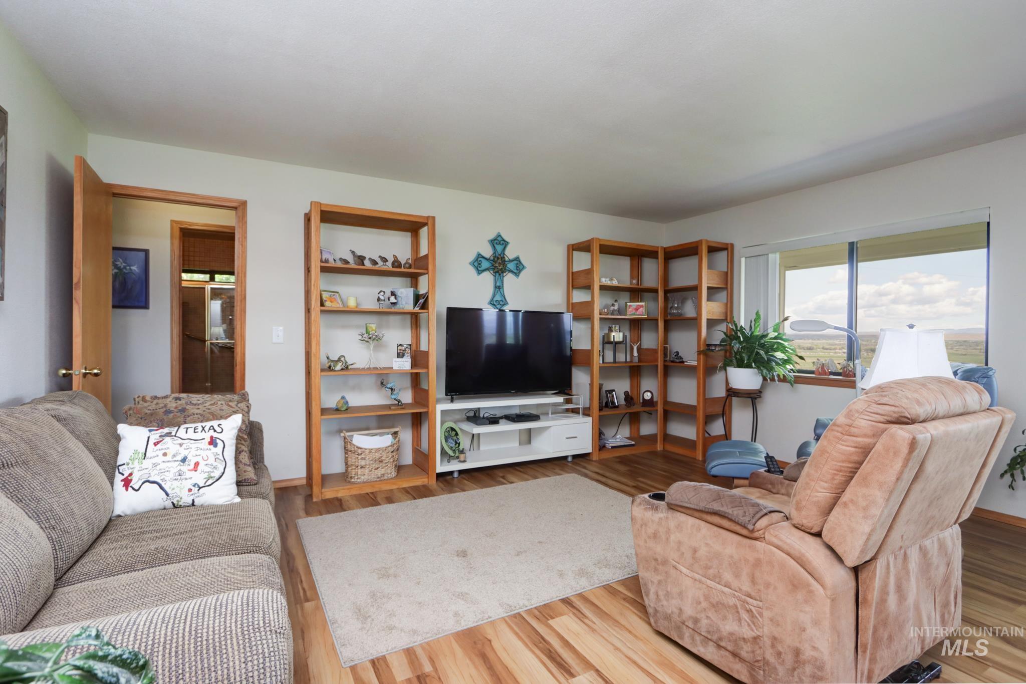 3549 Ginny Lane, Emmett, Idaho 83617, 3 Bedrooms, 2 Bathrooms, Residential For Sale, Price $1,100,000,MLS 98983881