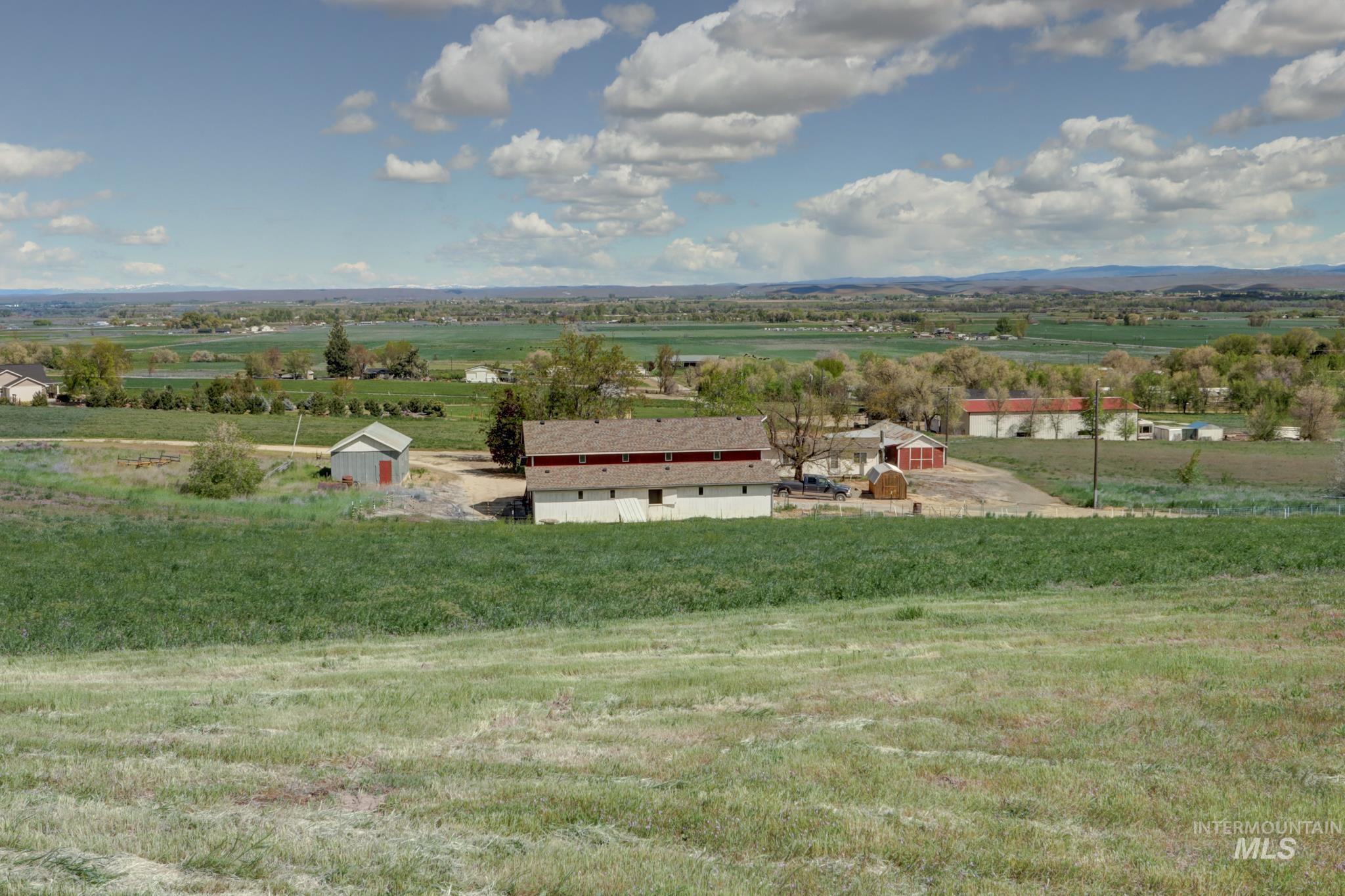 3549 Ginny Lane, Emmett, Idaho 83617, 3 Bedrooms, 2 Bathrooms, Residential For Sale, Price $1,100,000,MLS 98983881