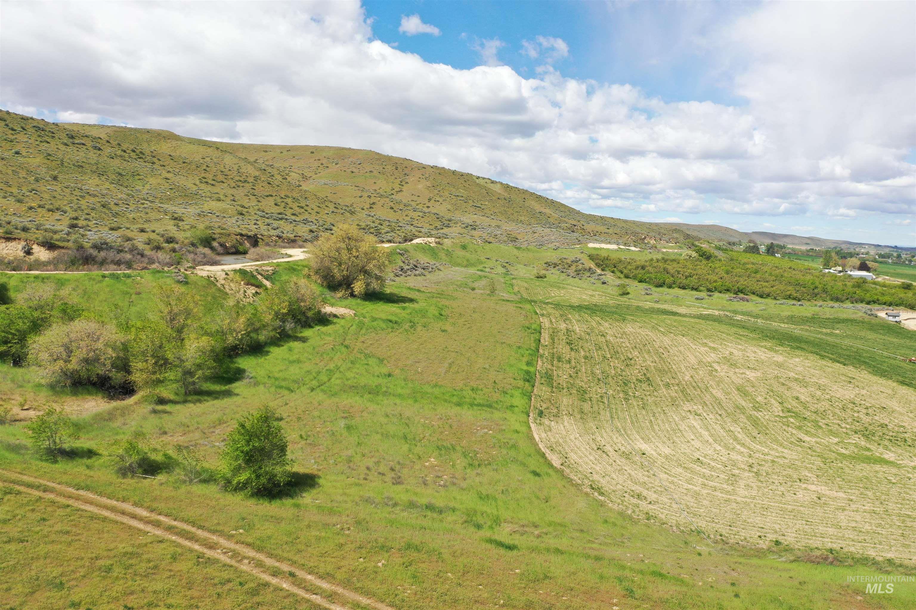 3549 Ginny Lane, Emmett, Idaho 83617, 3 Bedrooms, 2 Bathrooms, Residential For Sale, Price $1,100,000,MLS 98983881