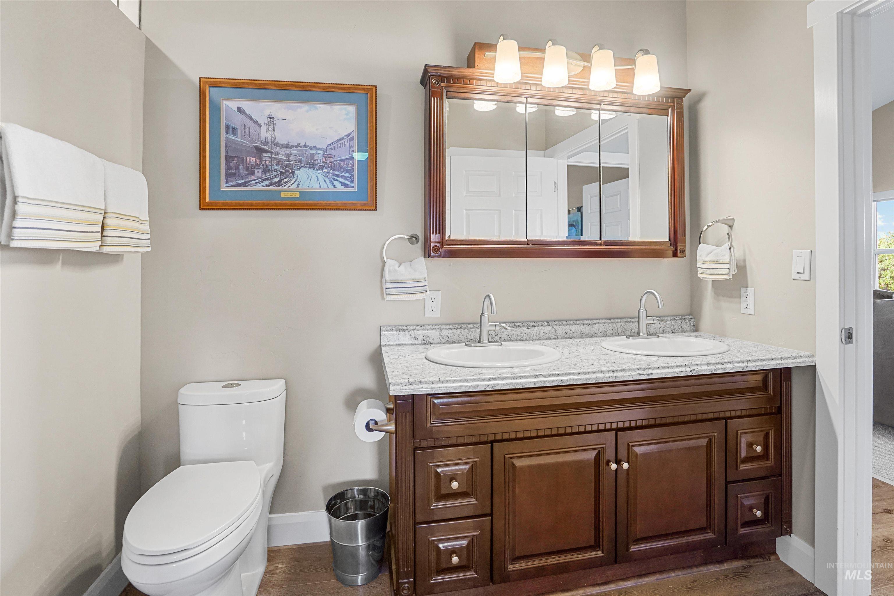 930 Applewood Dr, Buhl, Idaho 83316, 5 Bedrooms, 4 Bathrooms, Residential For Sale, Price $675,000, 98983882